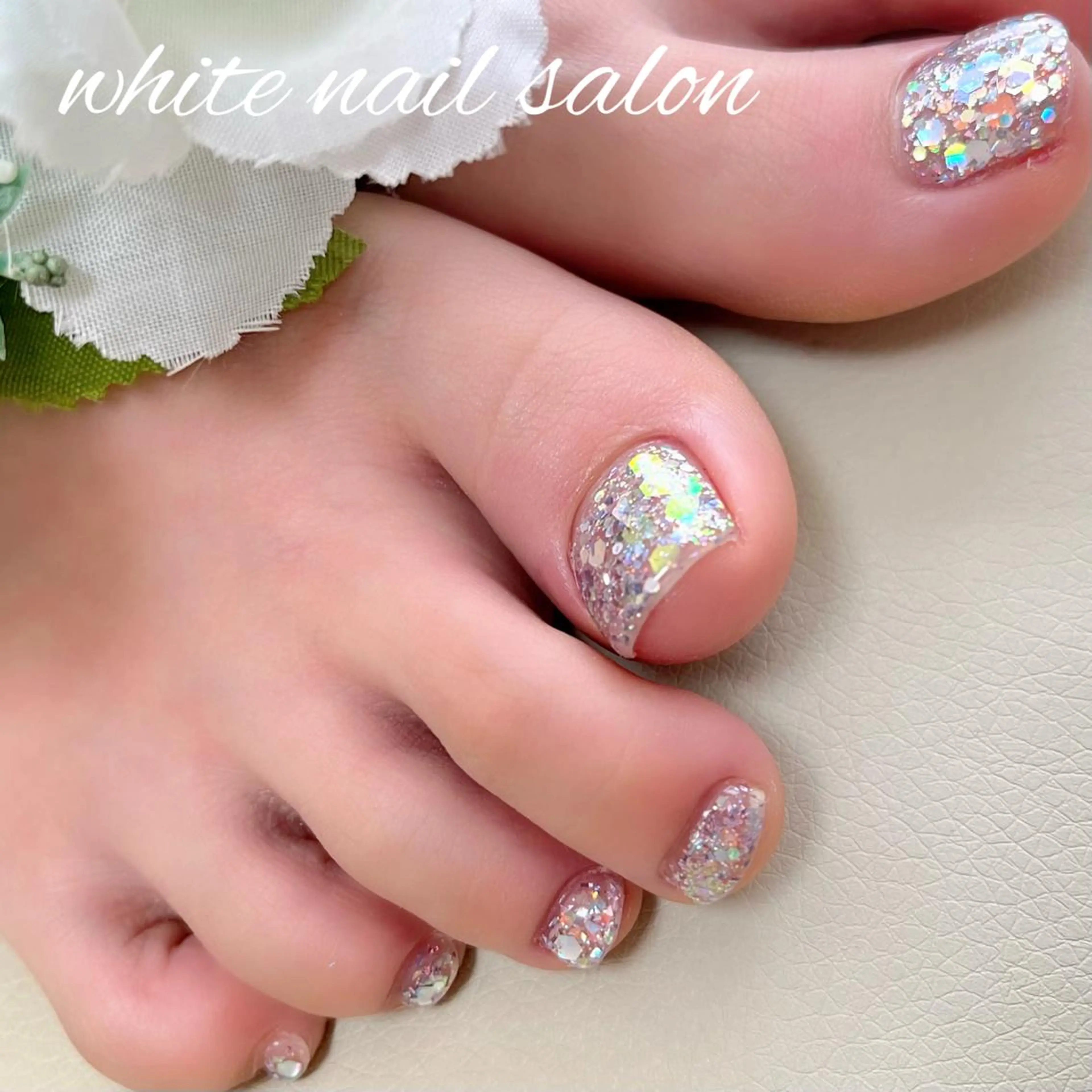ネイル フットネイル ジェルネイル ハードジェル ラメ(グリッター) 持ち込み ハンドネイル white nail salonのネイルデザイン