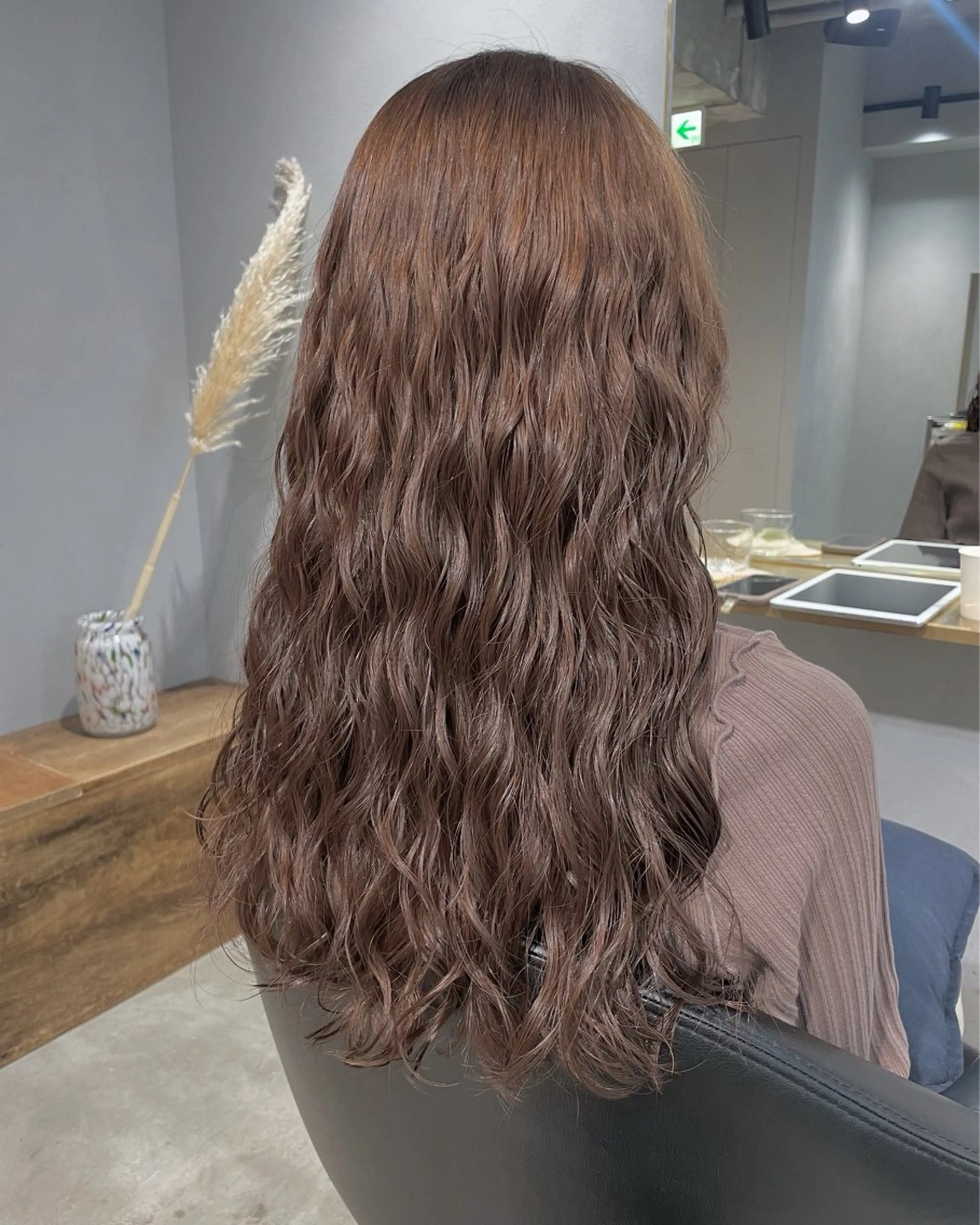 ロング パーマ 髪質改善 ロング 縮毛矯正 カット パーマ トリートメント 【arc】Ruri コテ巻き風パーマのヘアスタイル