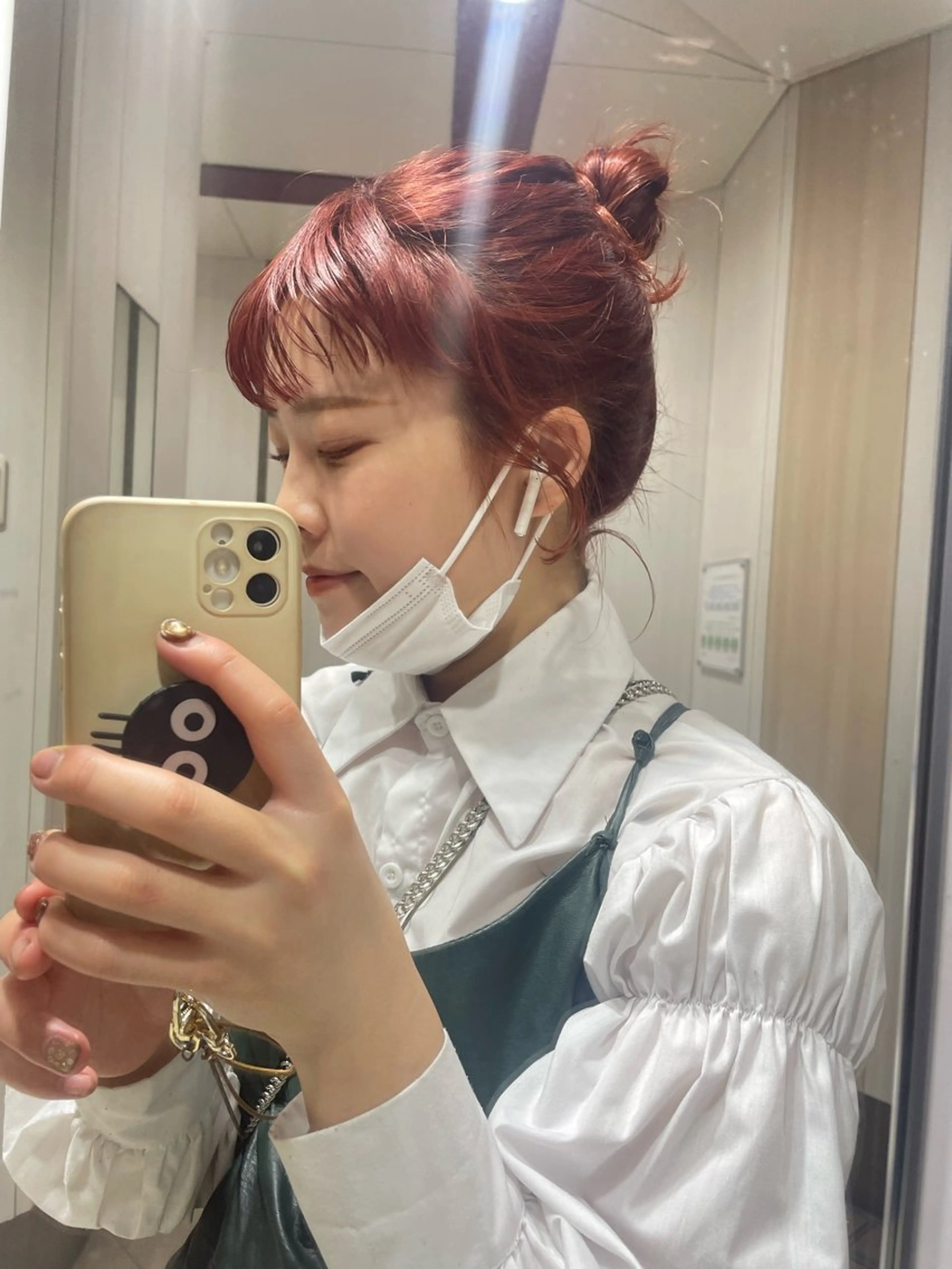 ミディアム カラー mei｜顔まわり ×透明感カラーのヘアスタイル