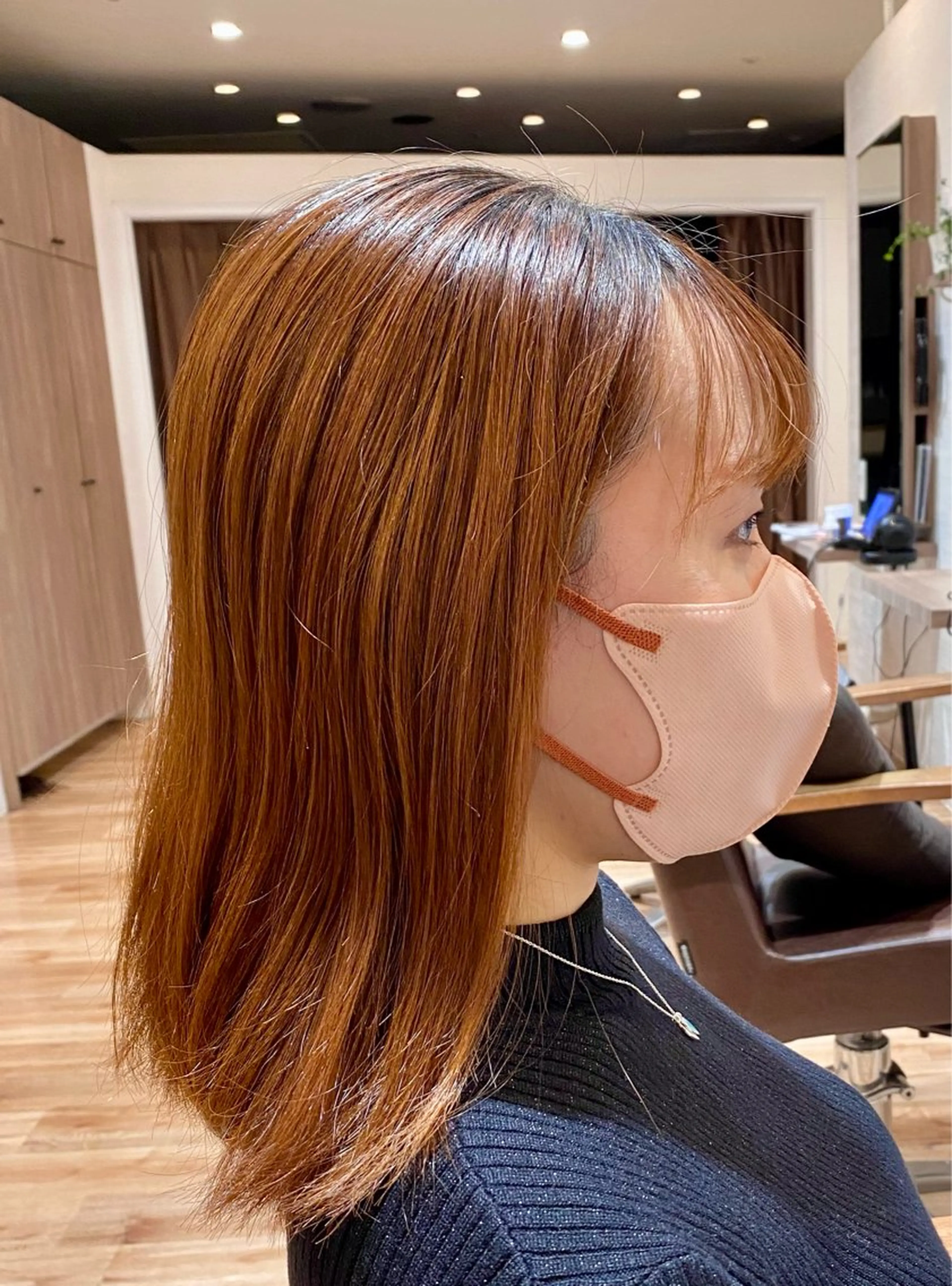 ミディアム カット ヘアカラー イシカワ ユウタのヘアスタイル