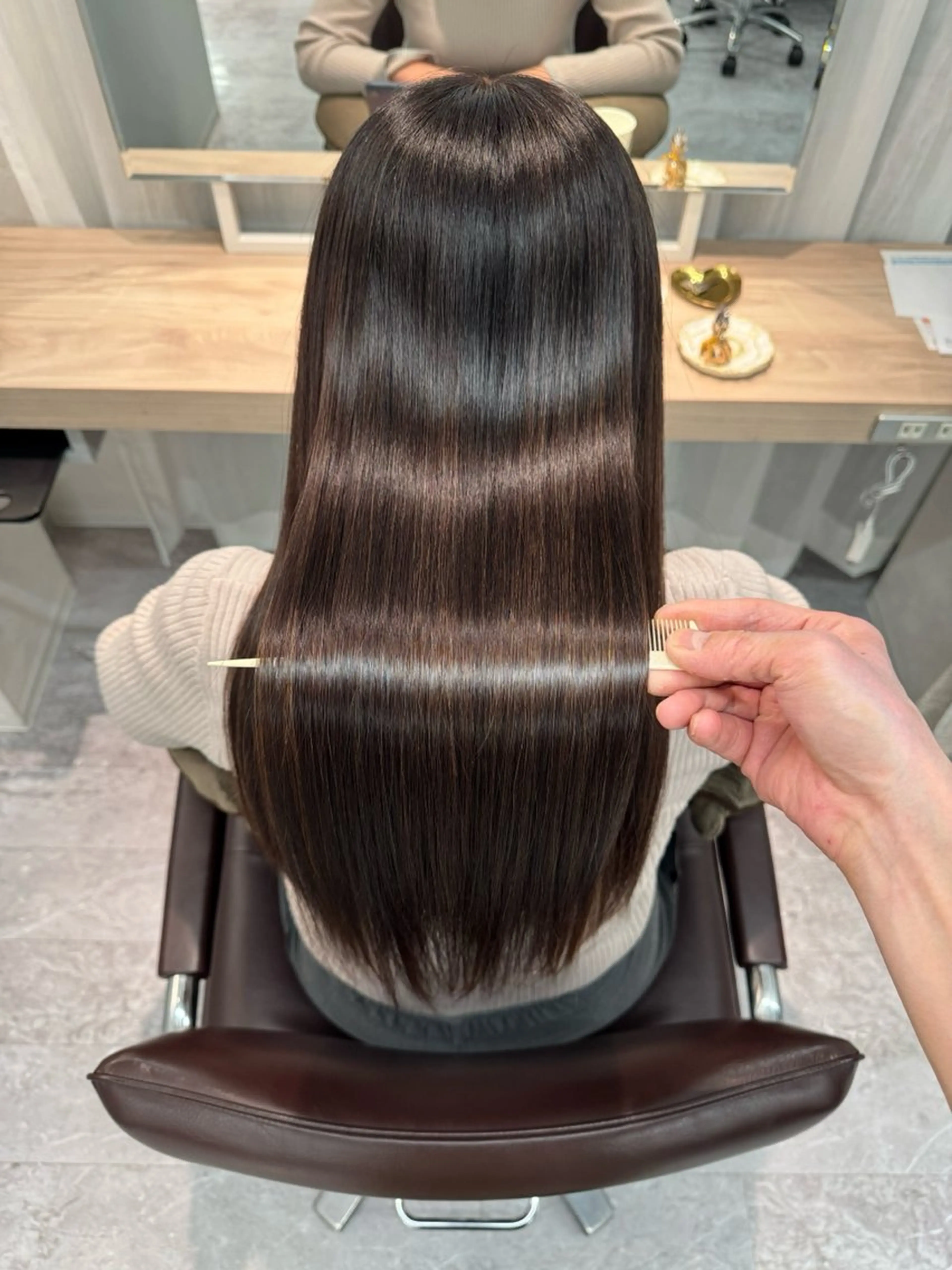 ロング くせ毛 縮毛矯正 カット 縮毛矯正 トリートメント 🫧岡野/透明感🍃 /髪質改善🫧のヘアスタイル