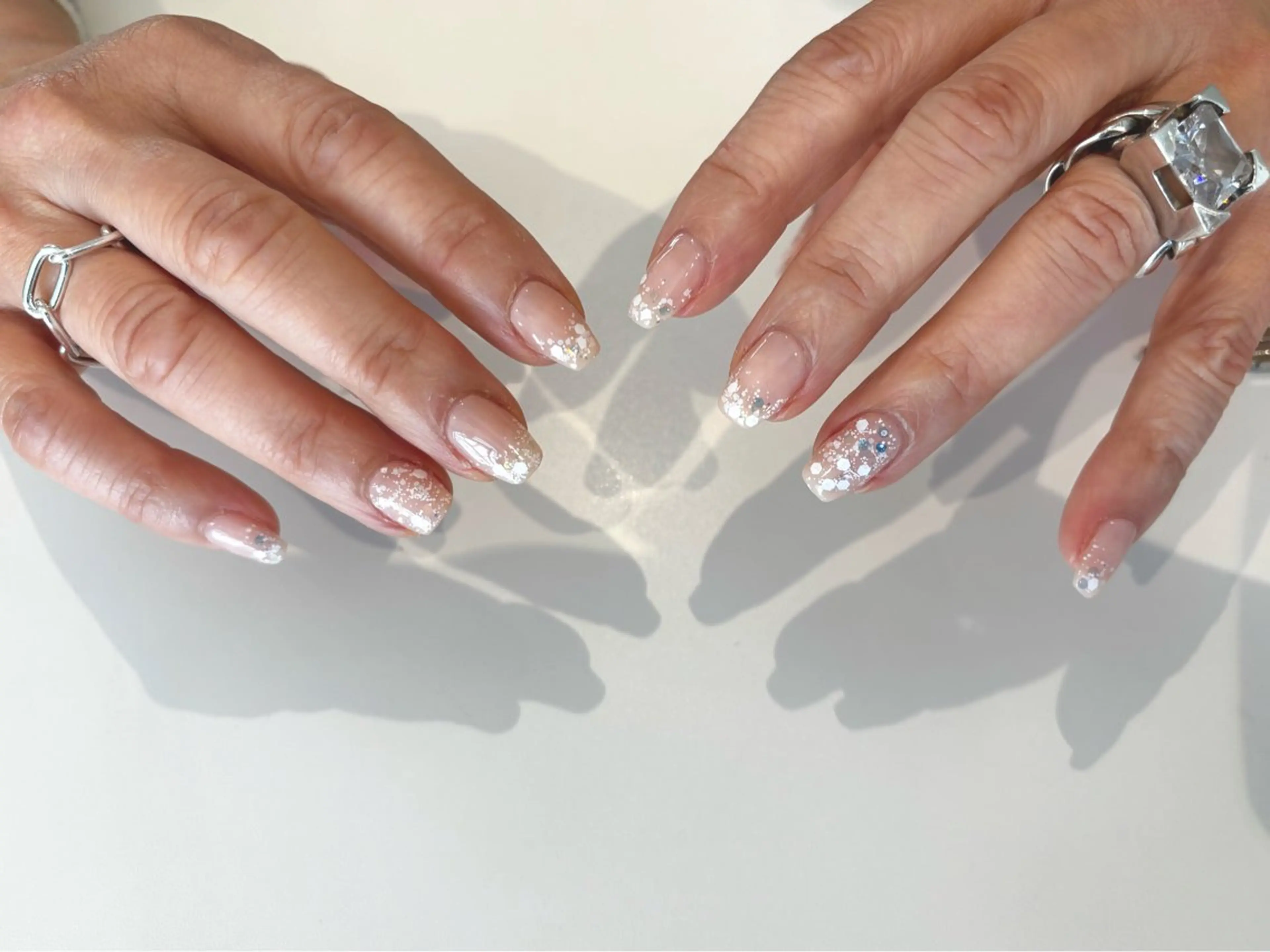 ネイル 入学式 グラデーション ホログラムネイル キラキラネイル ニュアンスネイル ハンドネイル tamu nail 　金町のネイルデザイン