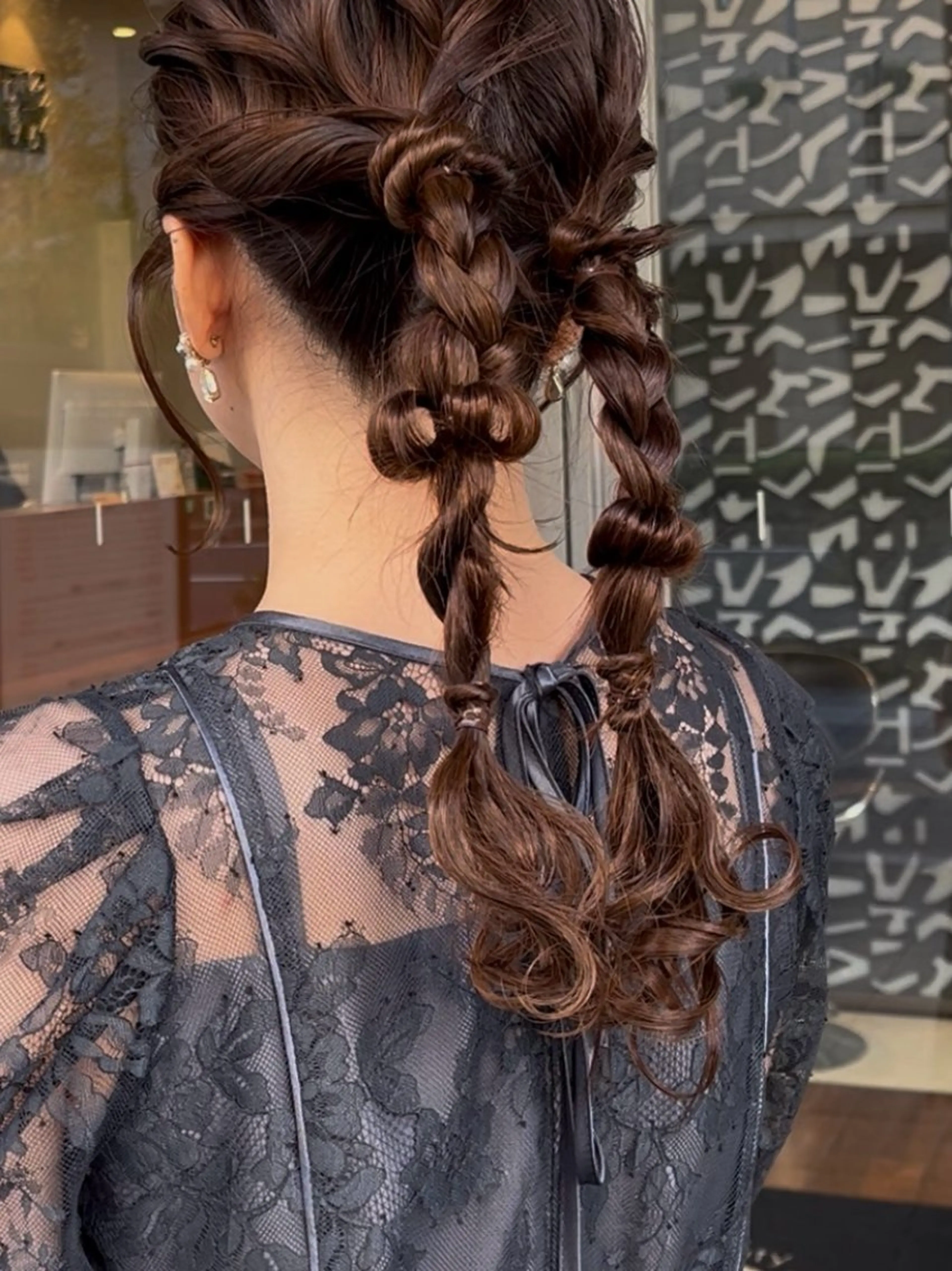 セミロング ヘアアレンジ 結婚式・ブライダル ヘアセット ブリーチ・ツヤ髪特化 レイヤー🥝ルナのヘアスタイル