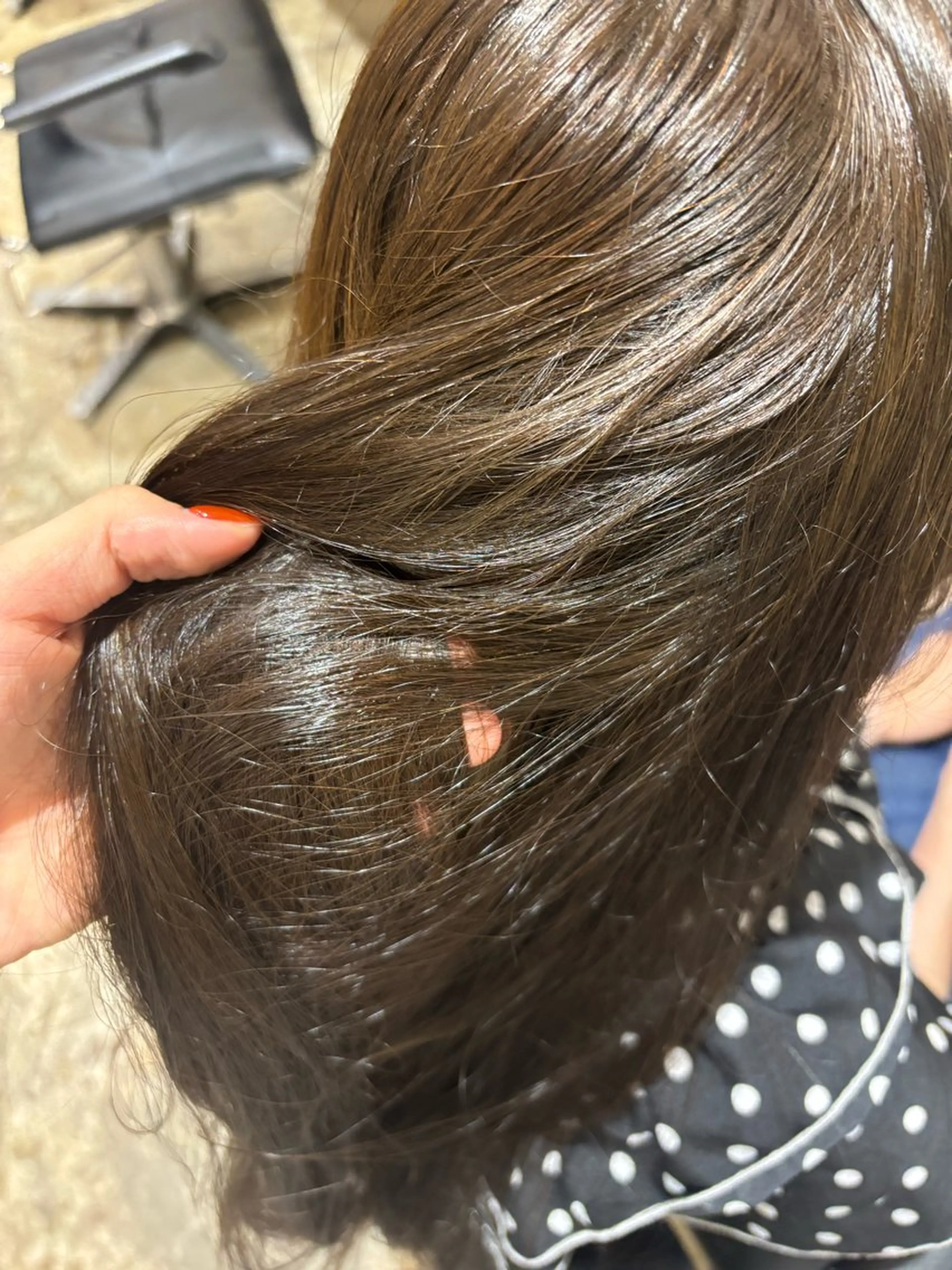 ロング カラー オリーブカラー ヘアカラー NAVY/ Miharuのヘアスタイル