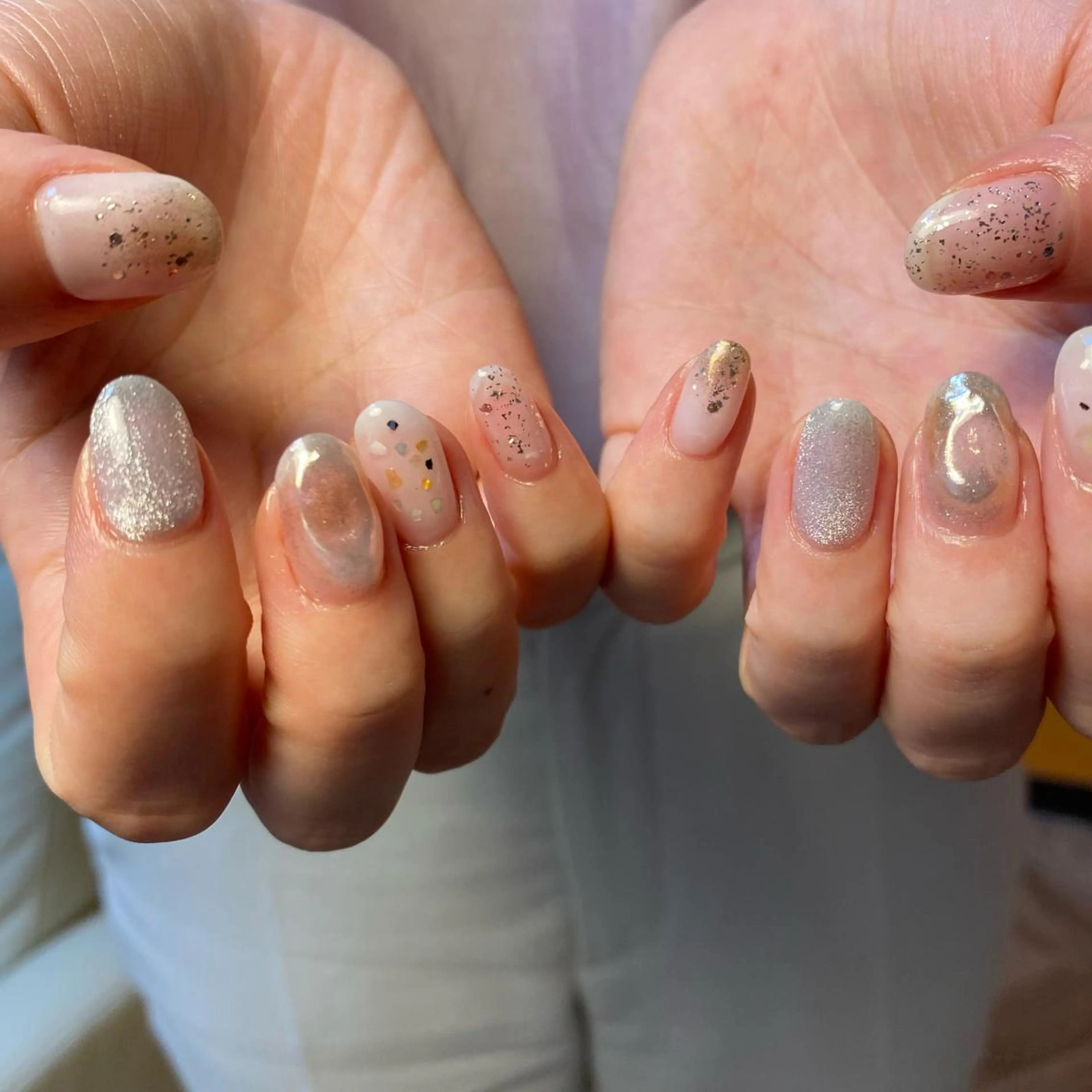 ネイル ハンドネイル Amber21.所属・Nagahama Akariのネイルデザイン