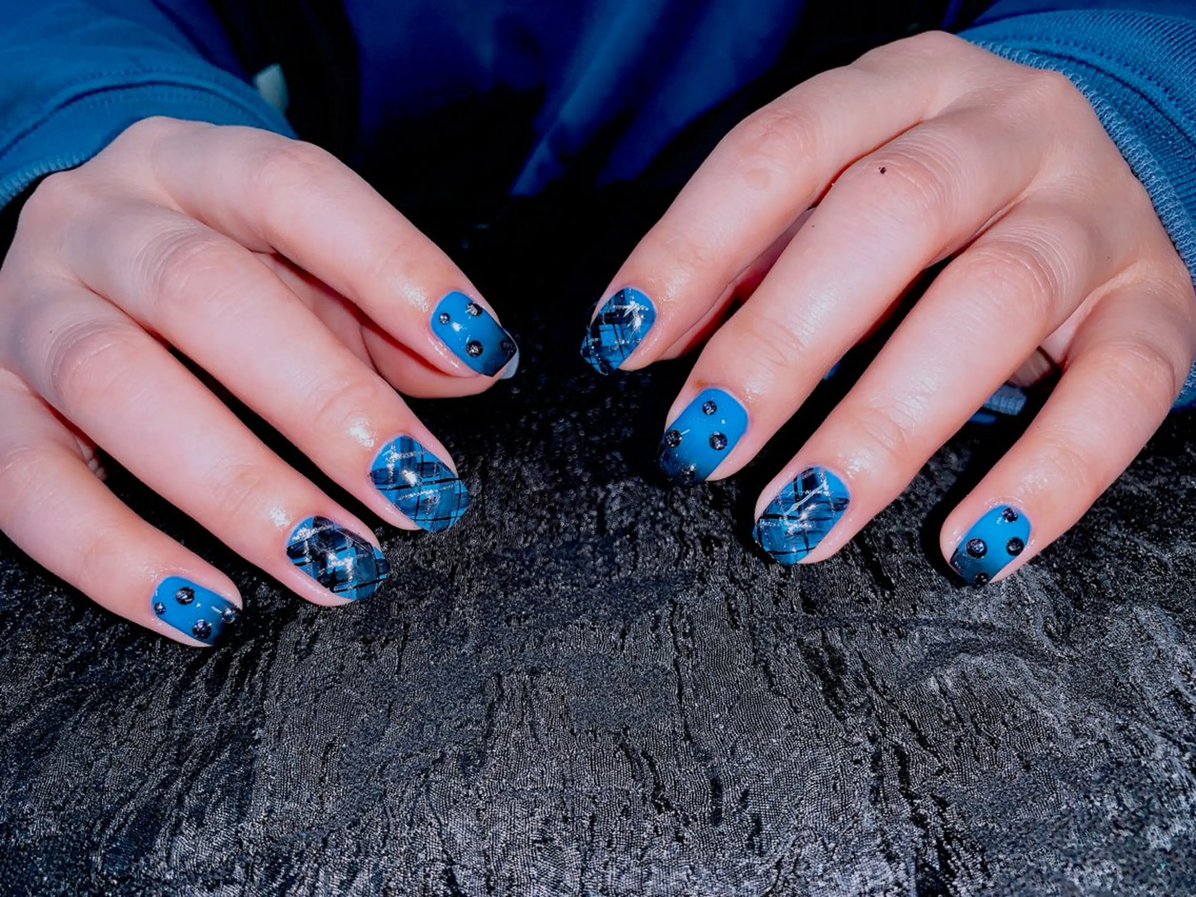 ネイル ゆず秋葉原 Vickyのネイルデザイン