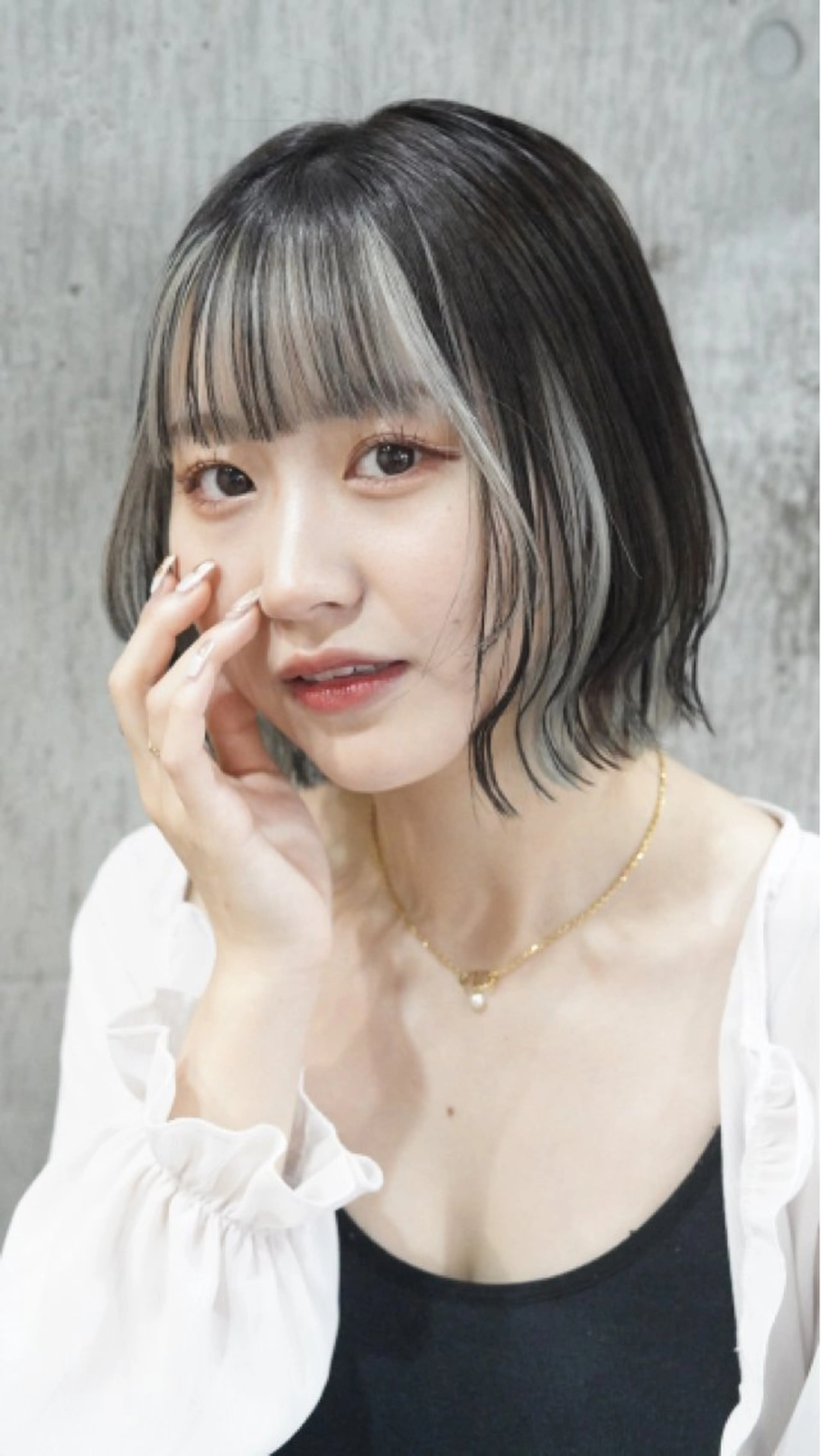 ミディアム yelm所属・🫒オリーブカラー ミディアムレイヤー✨のヘアスタイル