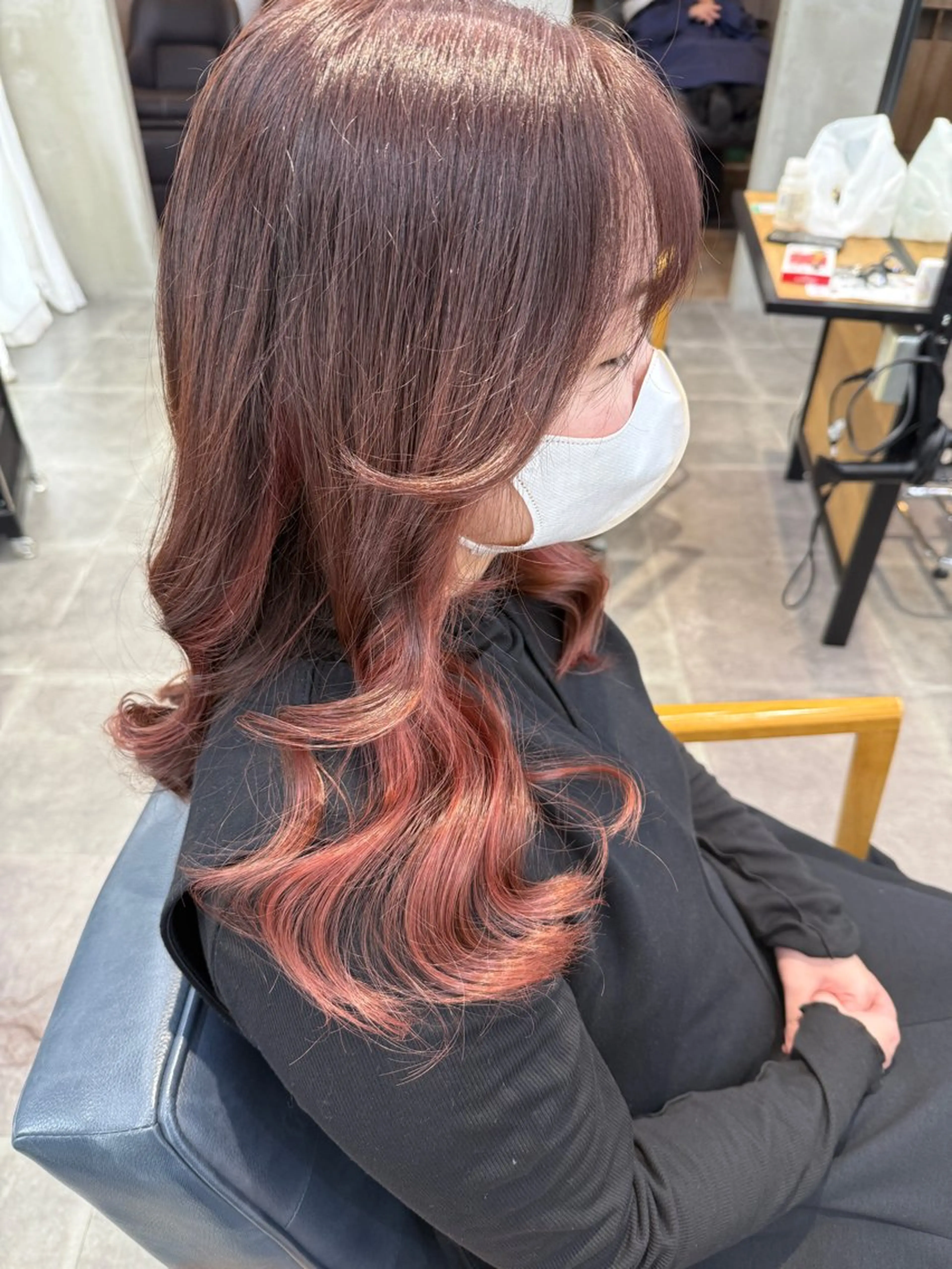 ロング カラー ヘアカラー トリートメント newi梅田🫧韓国 ヘア🫧sakiのヘアスタイル