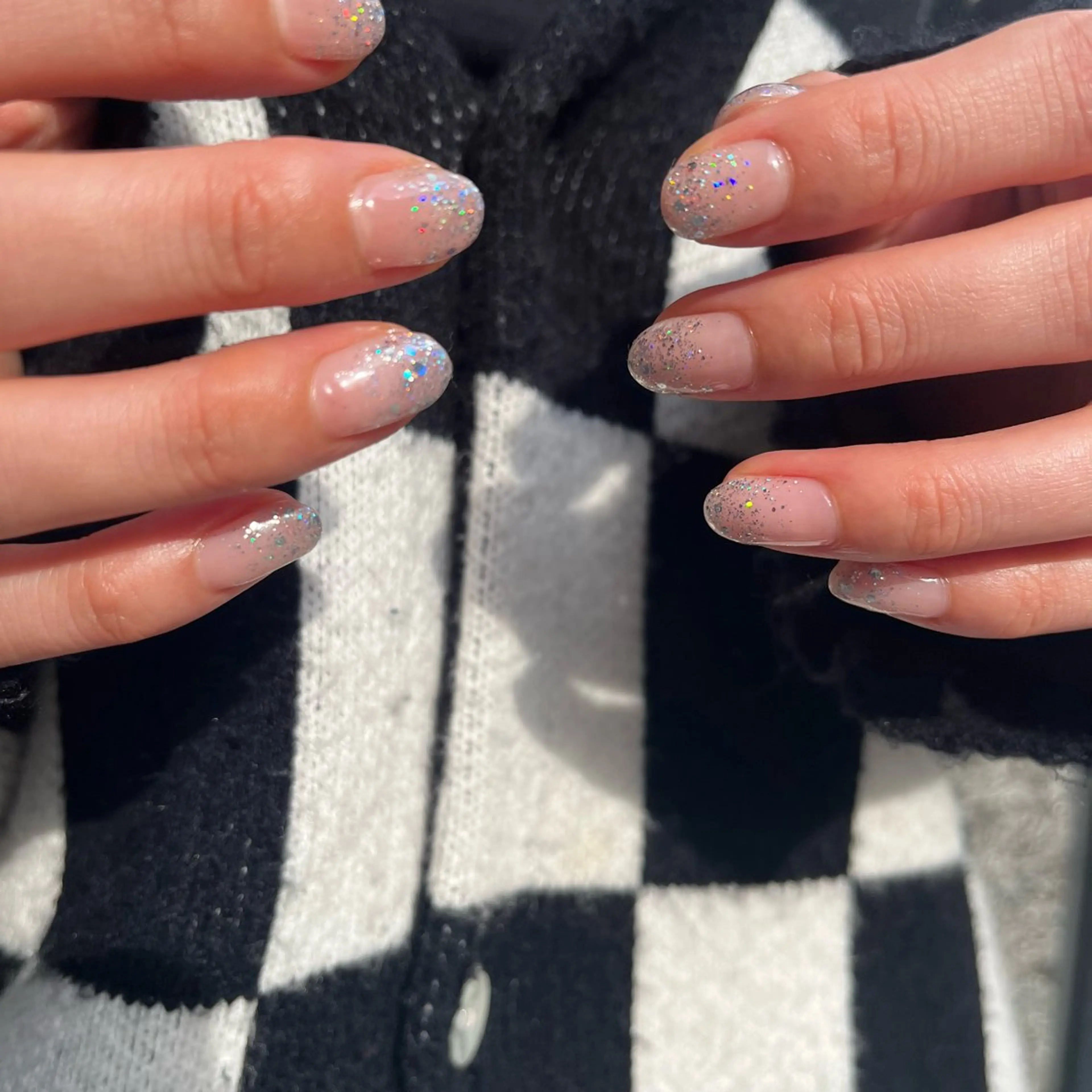 ネイル ラメ(グリッター) ラメグラデーション ハンドネイル 生井 優花のネイルデザイン