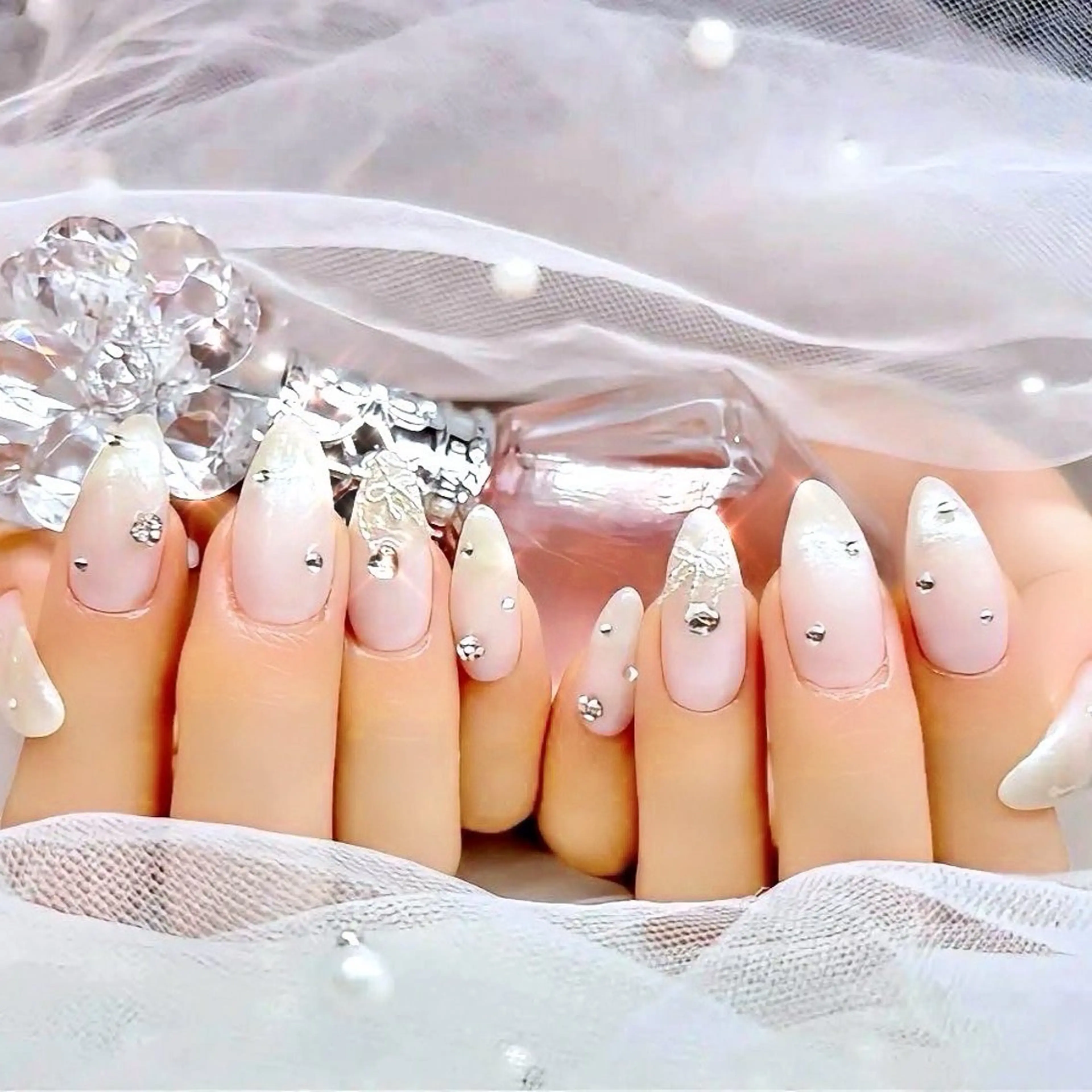 ネイル TiTi pomme akaneのネイルデザイン