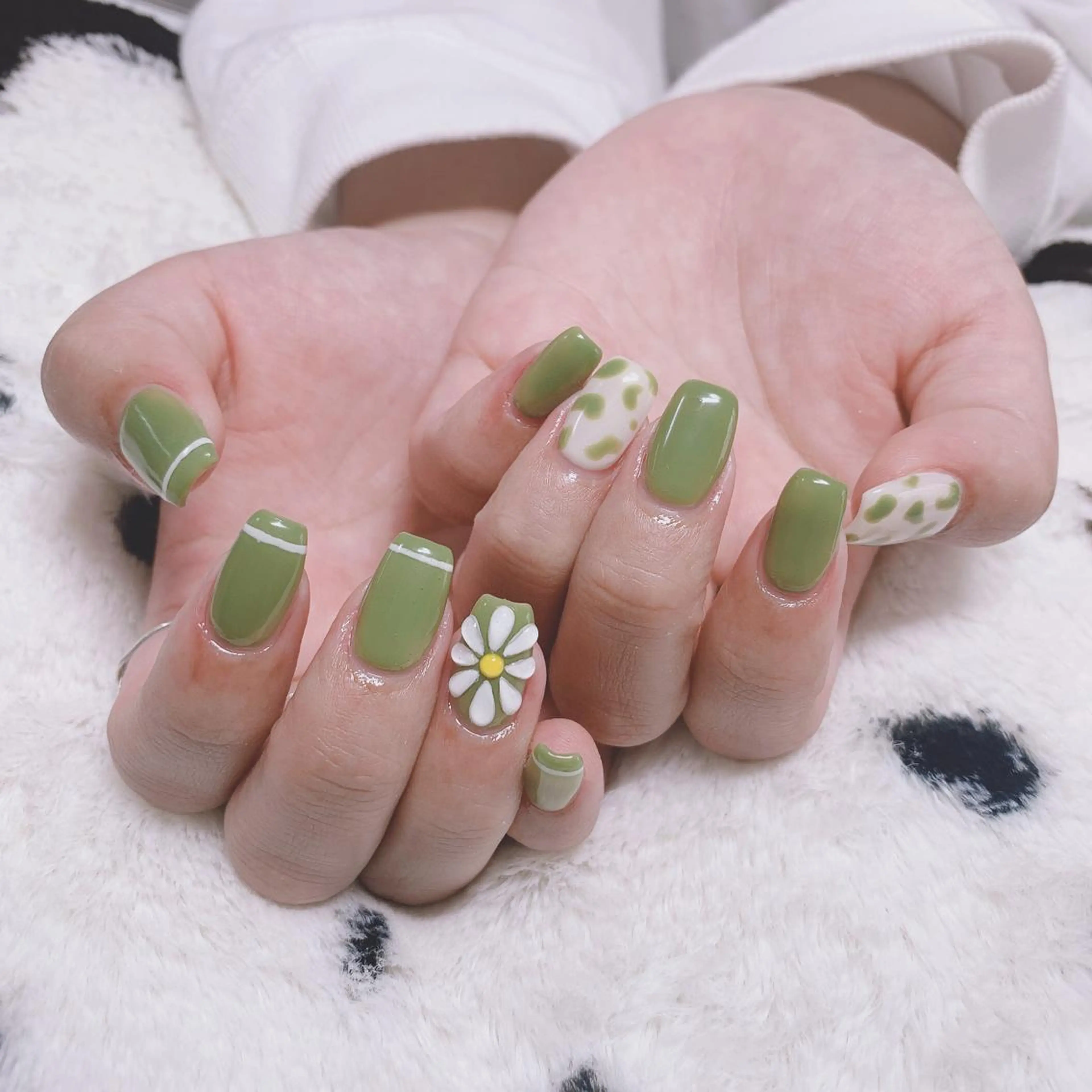 ネイル 💅ネイルハウス🏡 🎀TOMO🎀のネイルデザイン
