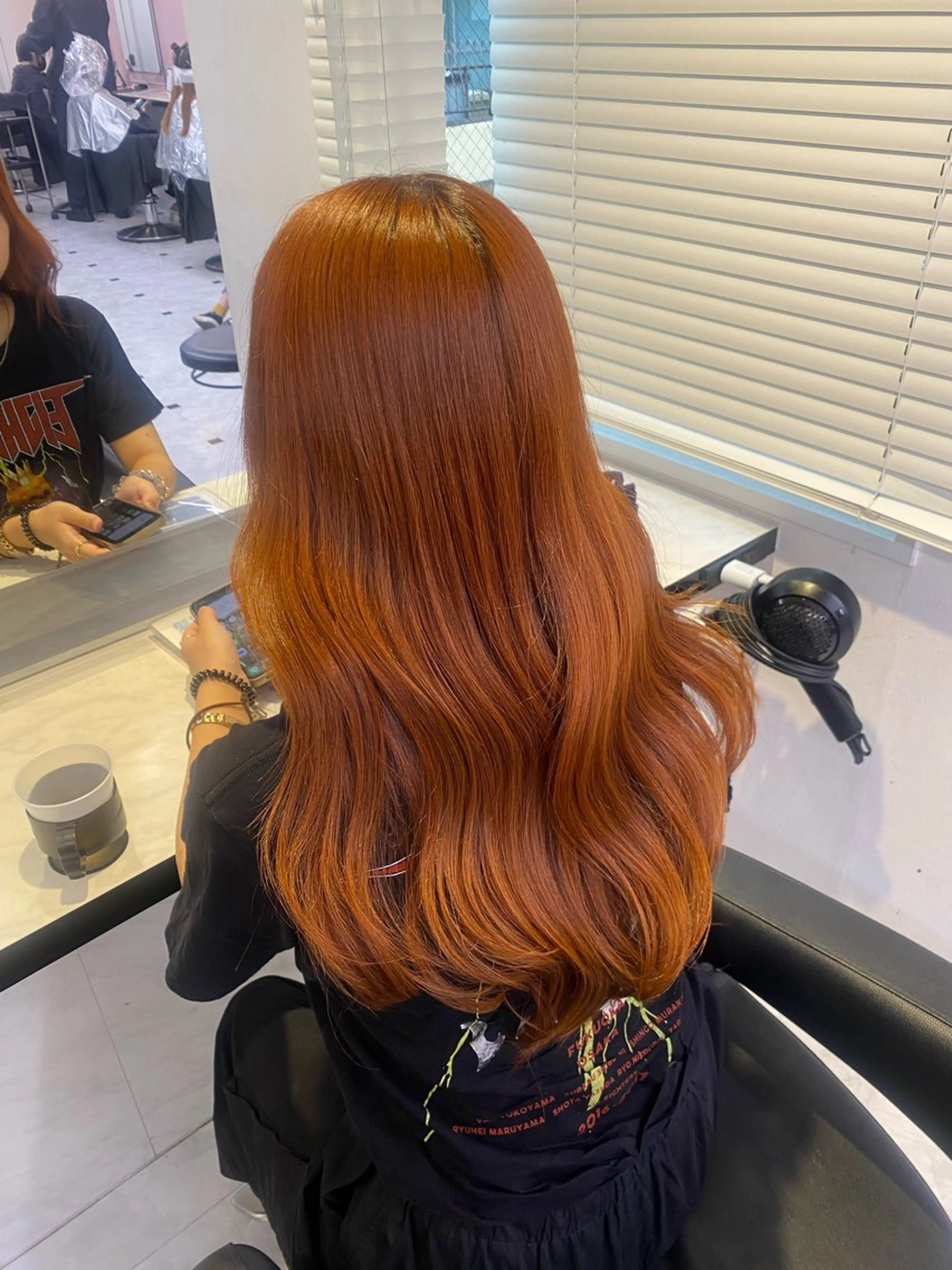 ロング カラー ヘアカラー トリートメント ヘッドスパ ヘアセット 透明感ベージュカラー 🪞上野🪞AIのヘアスタイル