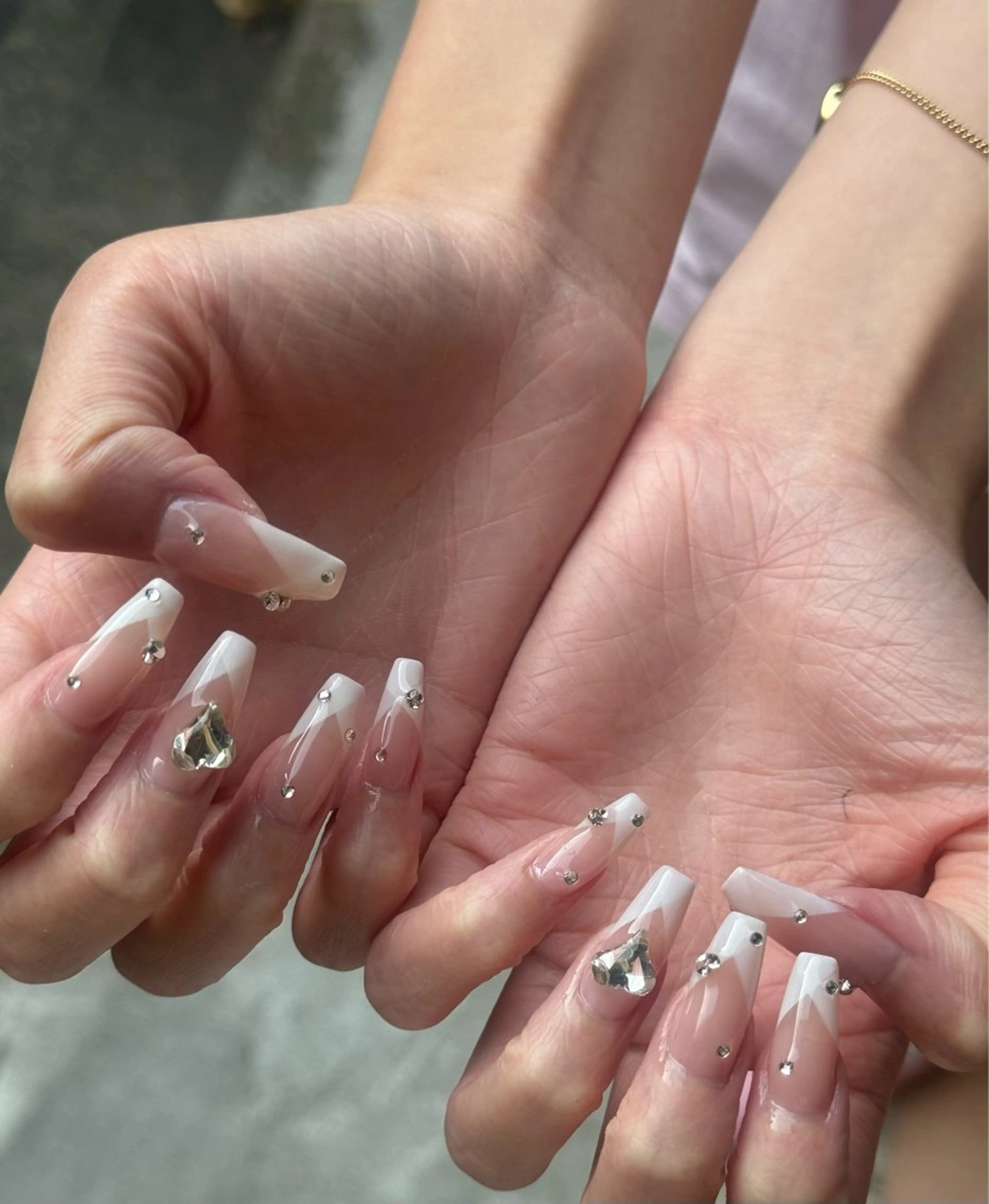 ネイル アートネイル オーロラネイル チークネイル フレンチネイル ガラスフレンチ ハンドネイル 🎀🎀YooLi Nail Salonのネイルデザイン