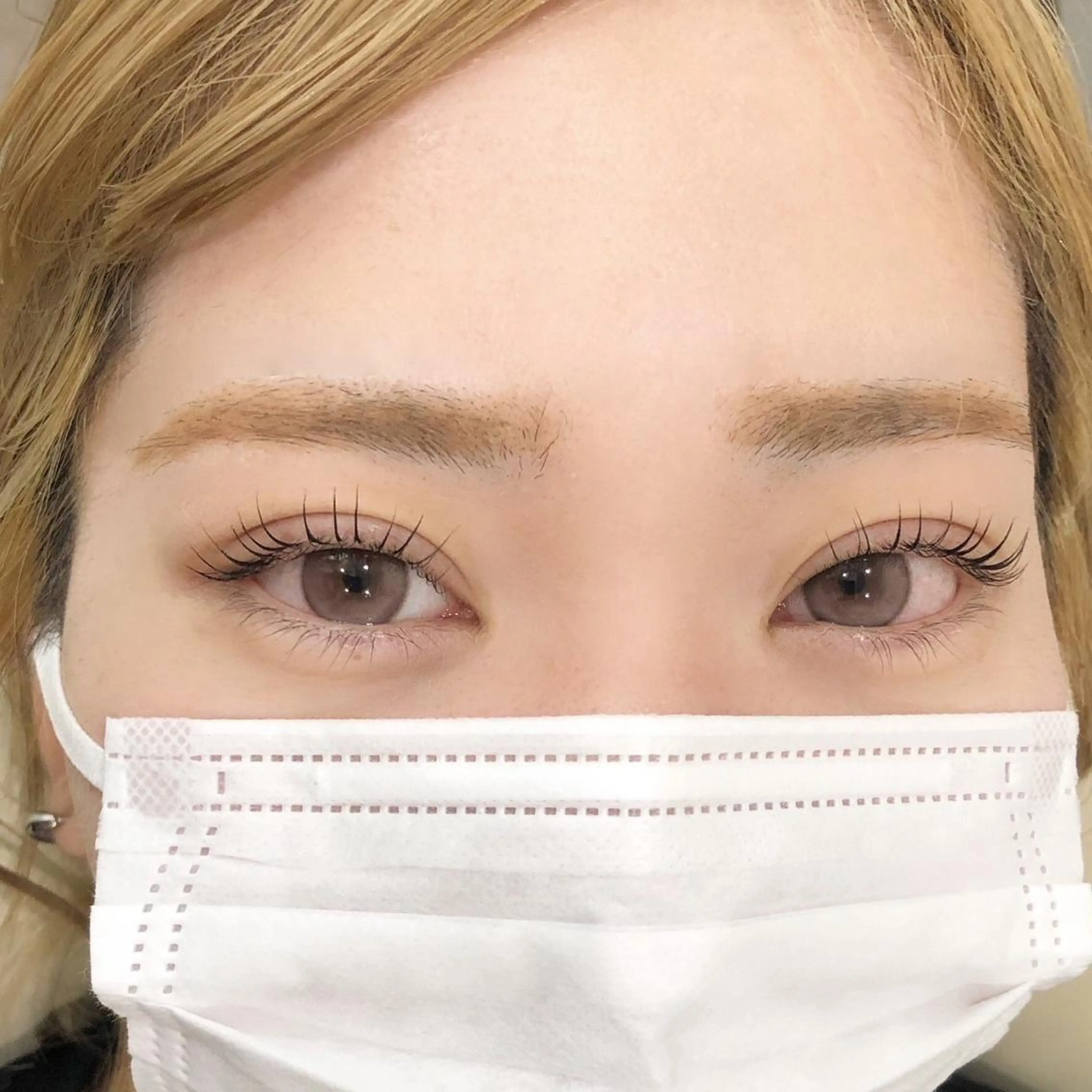 ネイル マツエク・マツパ アイブロウ 眉カラー 韓国風マツエク パリジェンヌラッシュリフト まつげパーマ ワンホンマツエク ハンドネイル フットネイル ハンドケア Nail&eye Belire 新宿のネイルデザイン