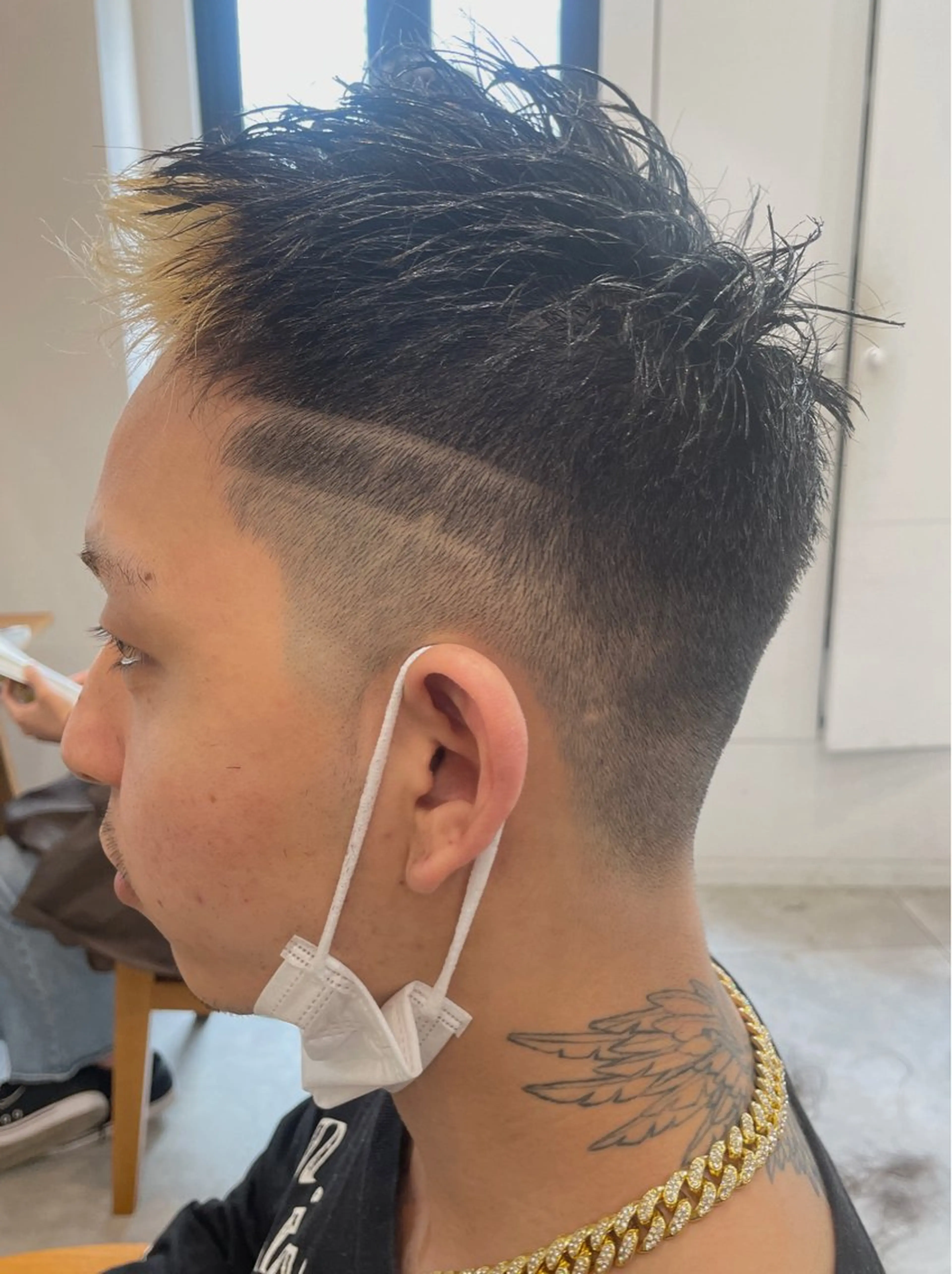 ショート カラー メンズ オオシロ ユウマのヘアスタイル