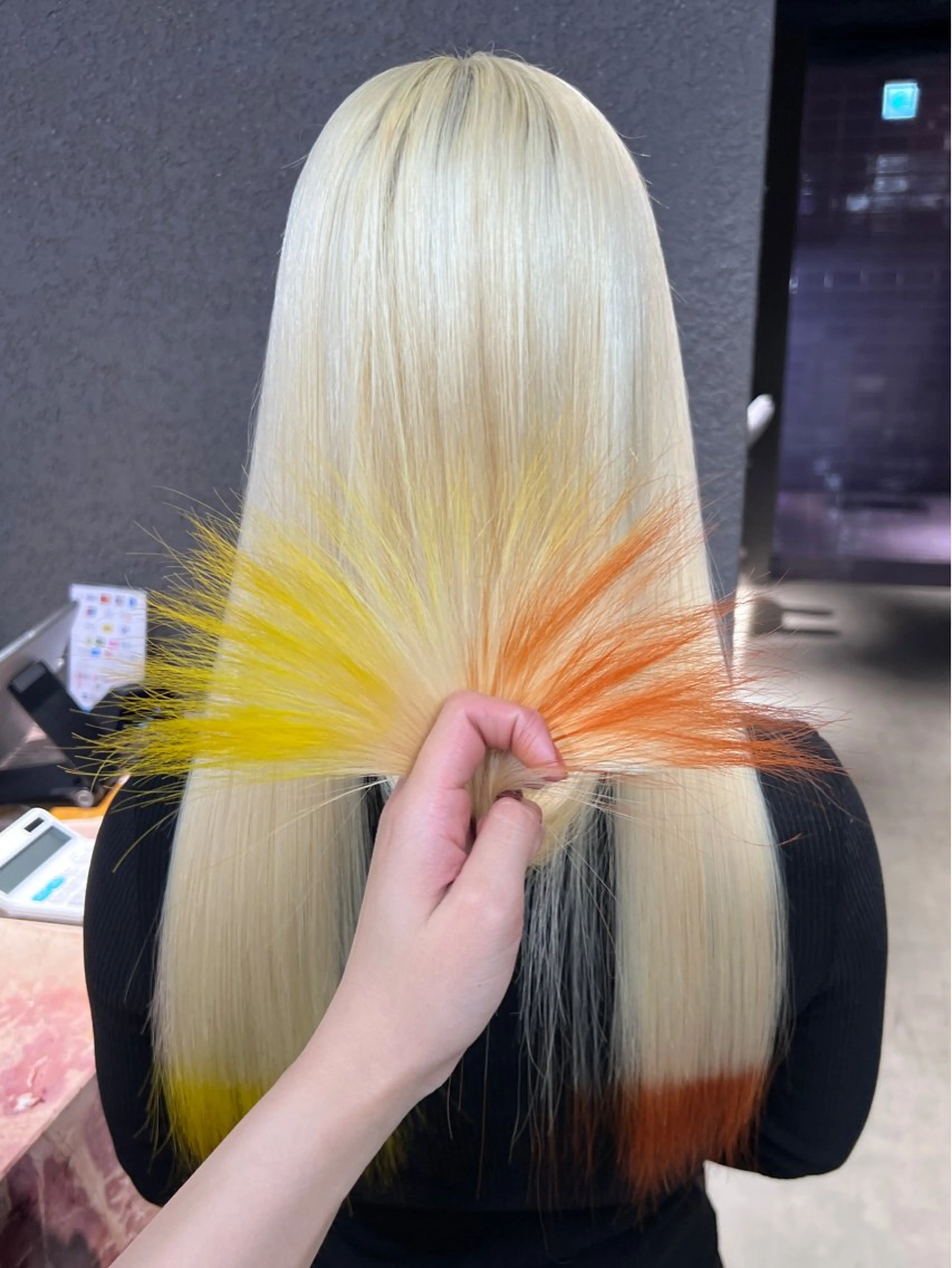 ロング カラー ヘアカラー 吉澤 愛心のヘアスタイル