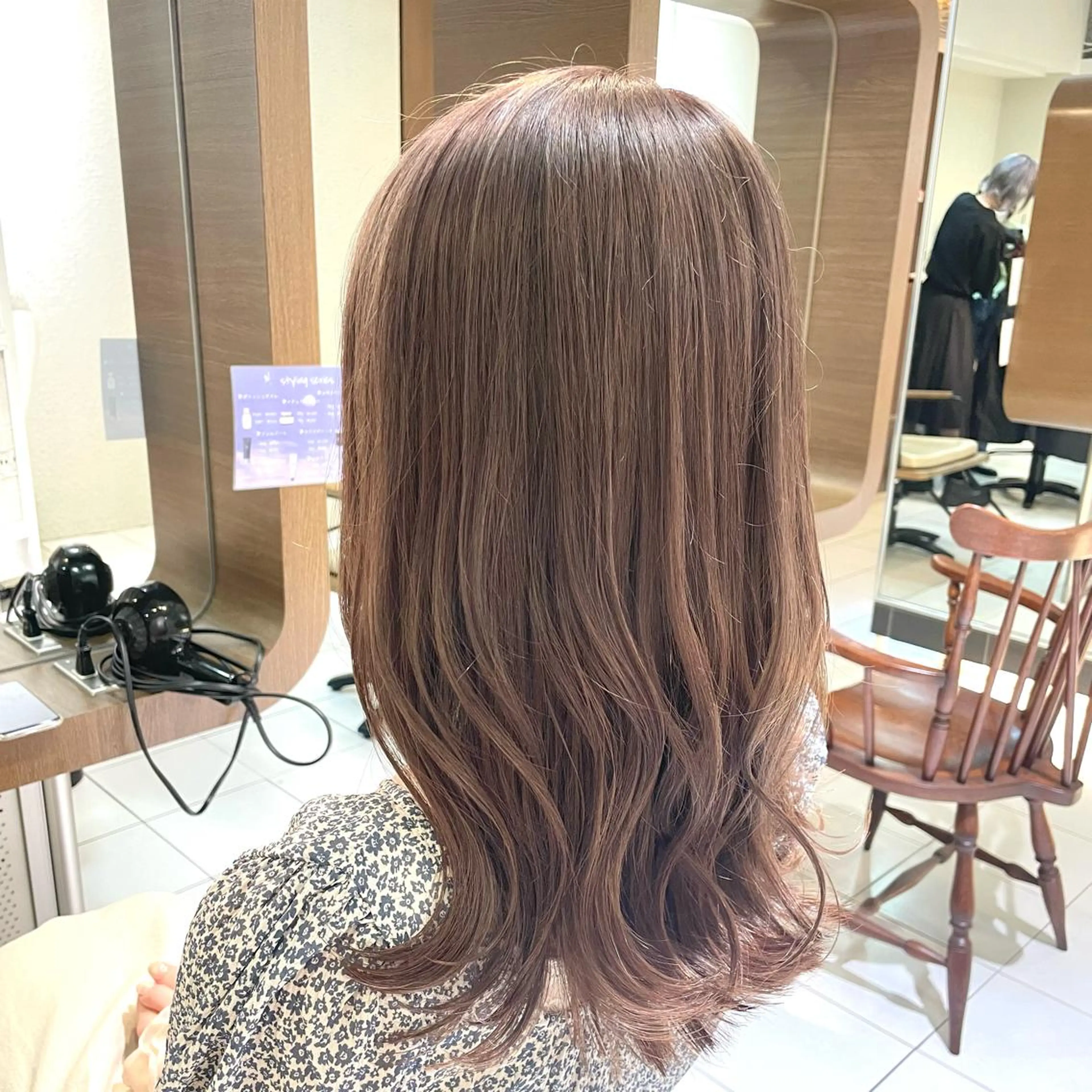 セミロング カラー ブリーチ ラベンダーカラー 透明感カラー/ 寺田千雅子のヘアスタイル