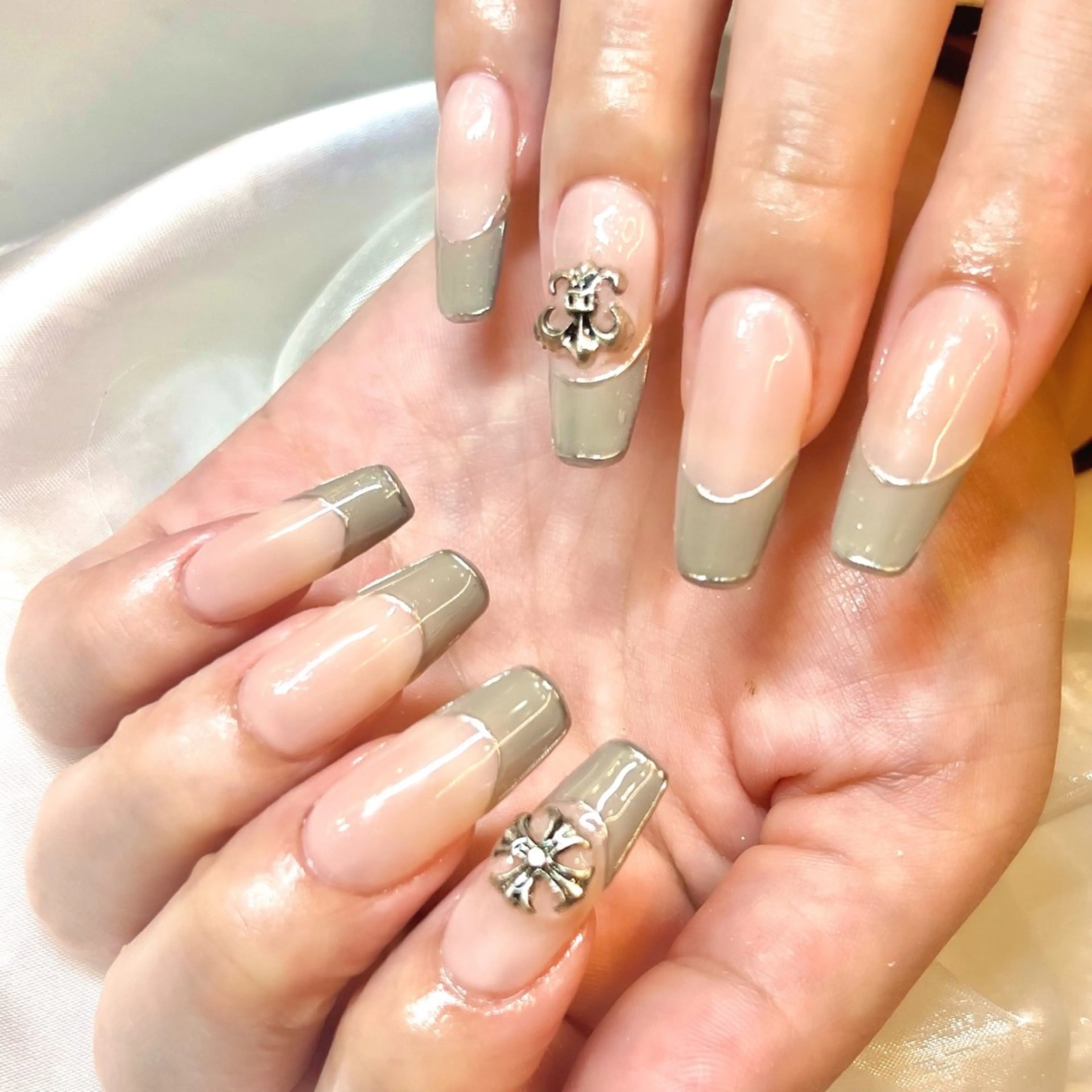 ネイル ハンドネイル clover nailのネイルデザイン