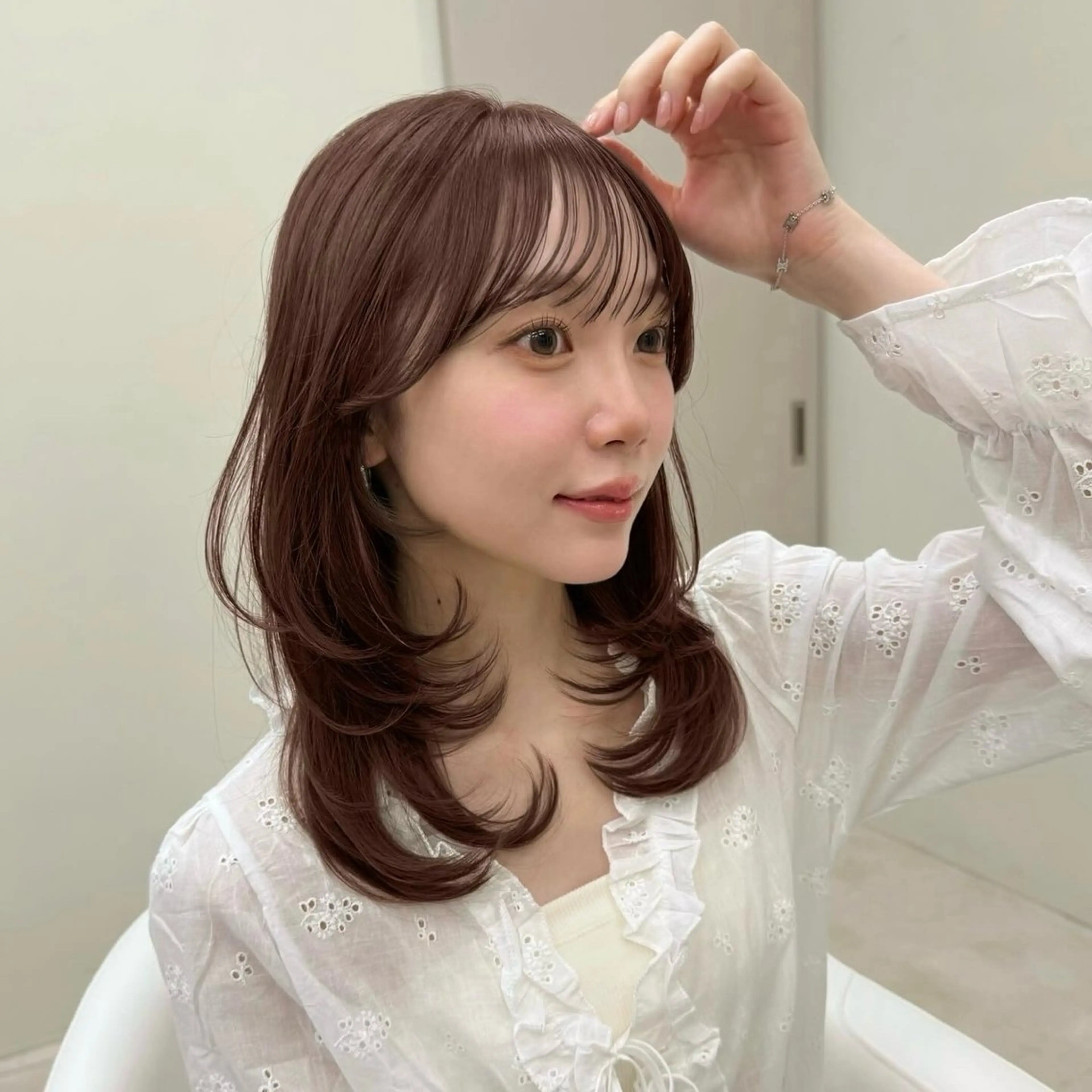 ミディアム カラー レイヤーカット 小顔カット カット ヘアカラー トリートメント sora/レイヤー/ 透明感カラー🎀のヘアスタイル