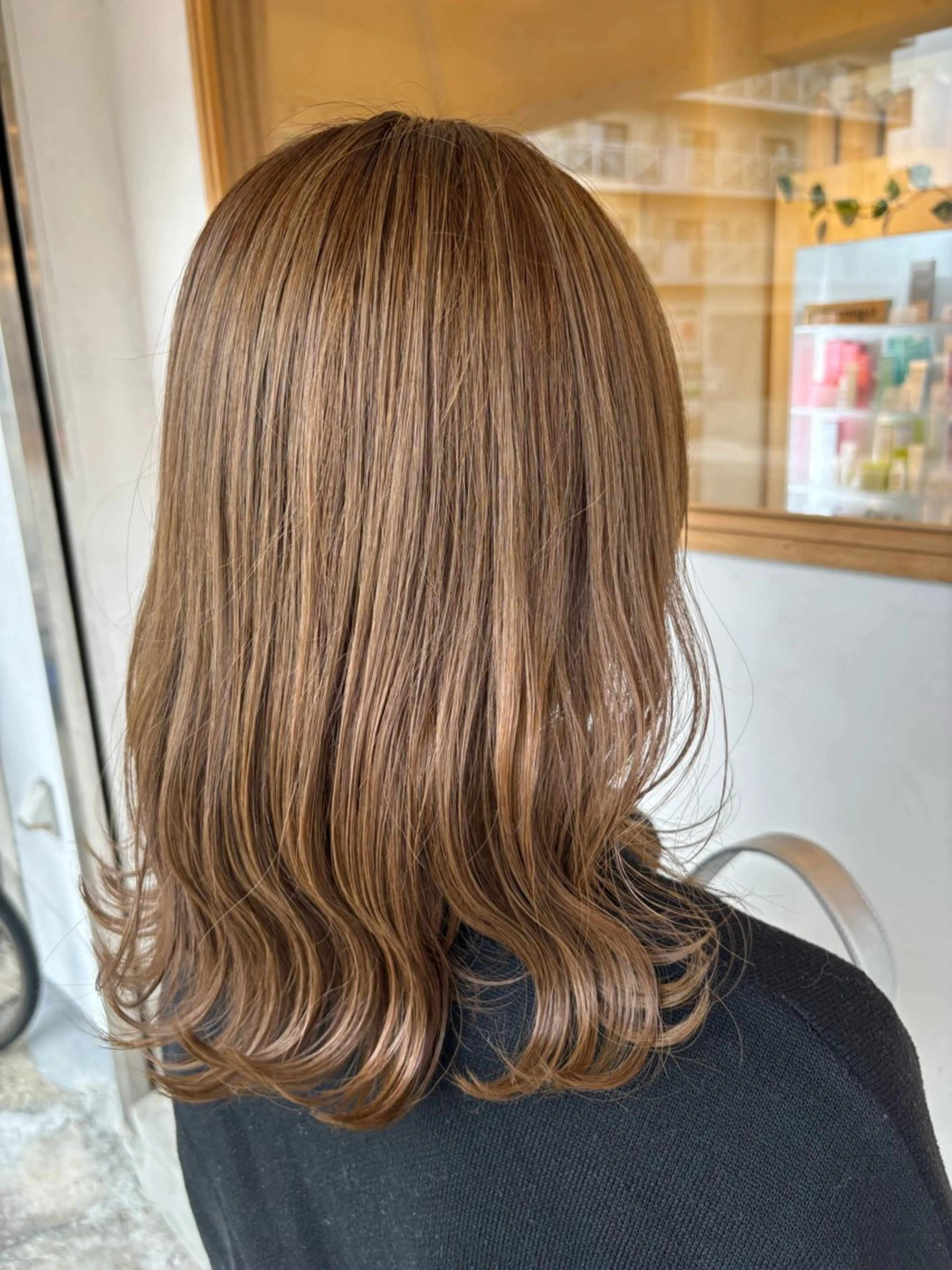 ミディアム カラー ベージュカラー ミルクティーベージュ MiL by Latot所属・hinari ヒナリのヘアスタイル