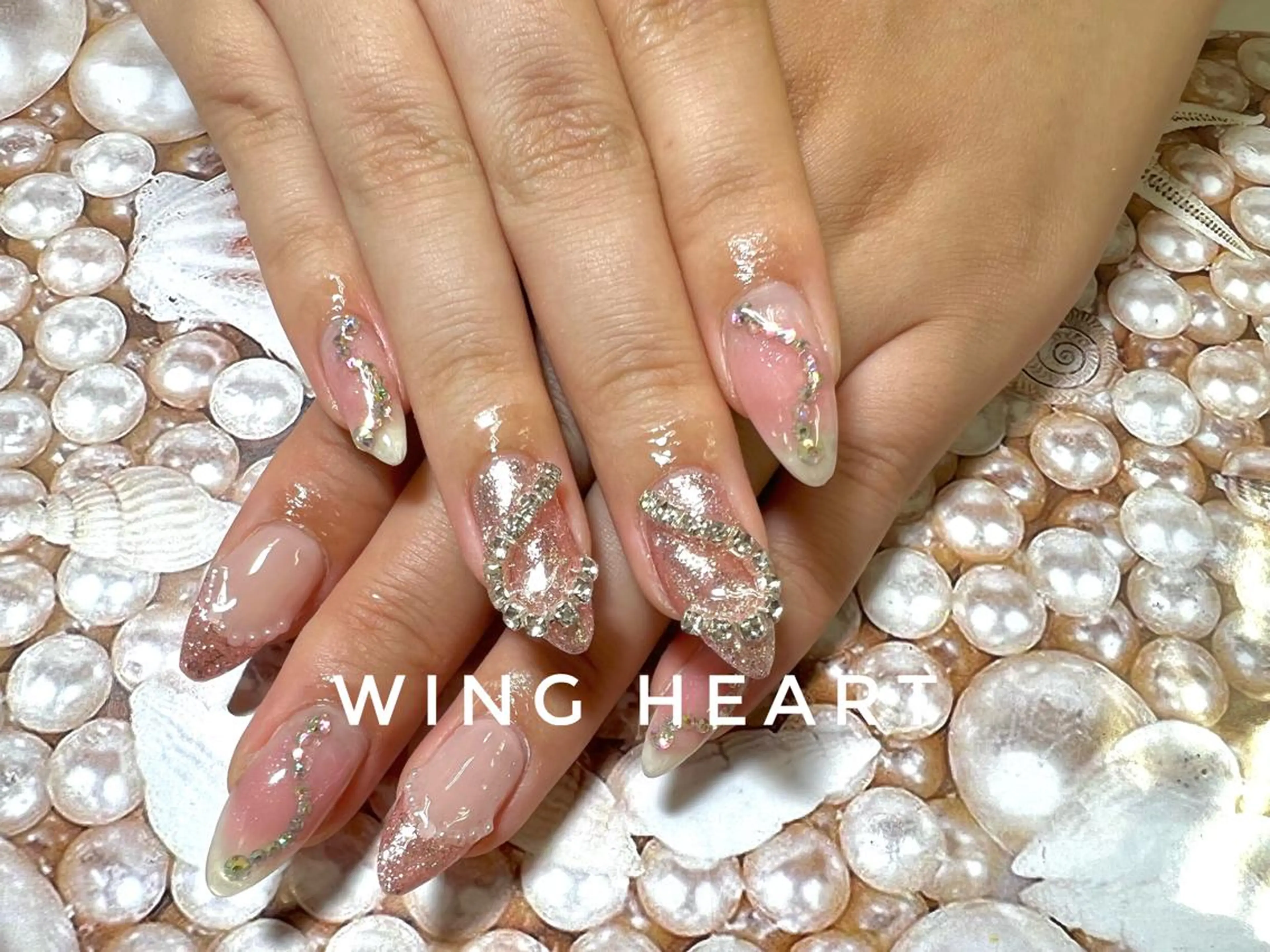 ネイル I. AYUMIのネイルデザイン