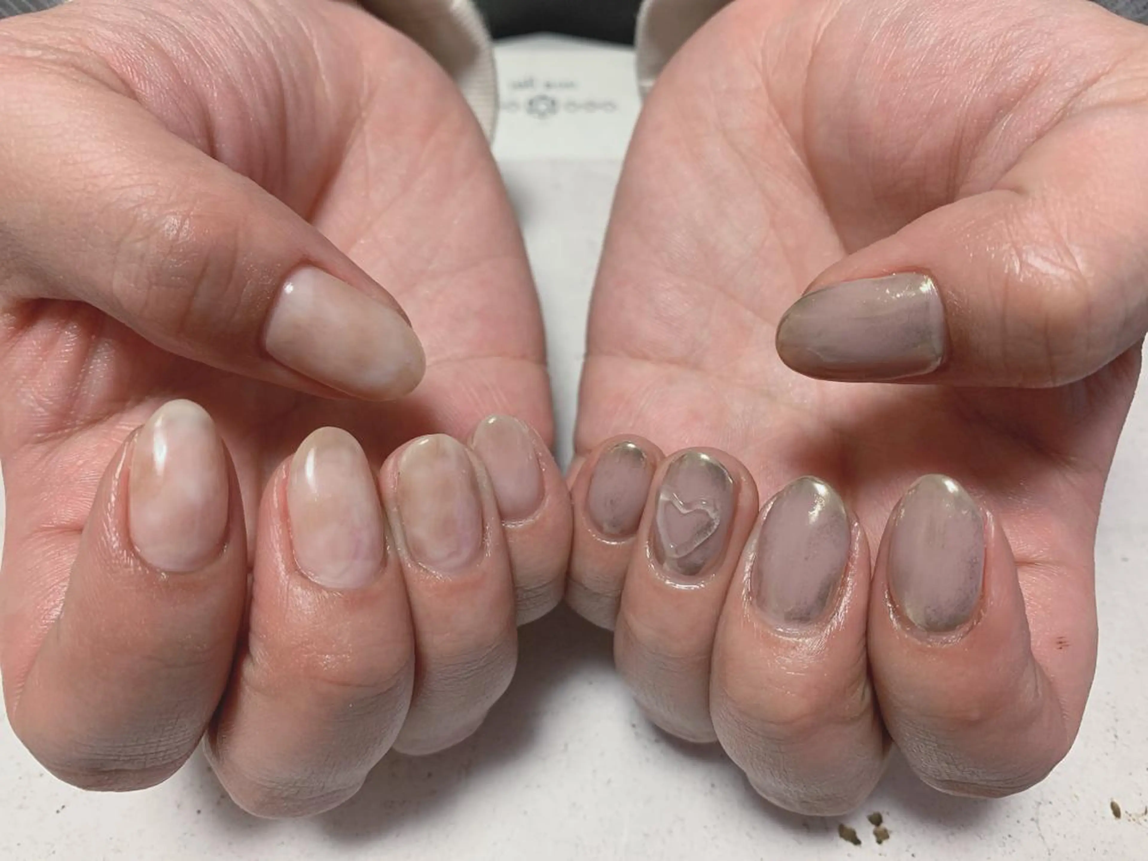 ネイル 大理石ネイル(マーブル) ミラーネイル nico.nico.mark NAIL所属・小林 梓のエステ・リラクイメージ