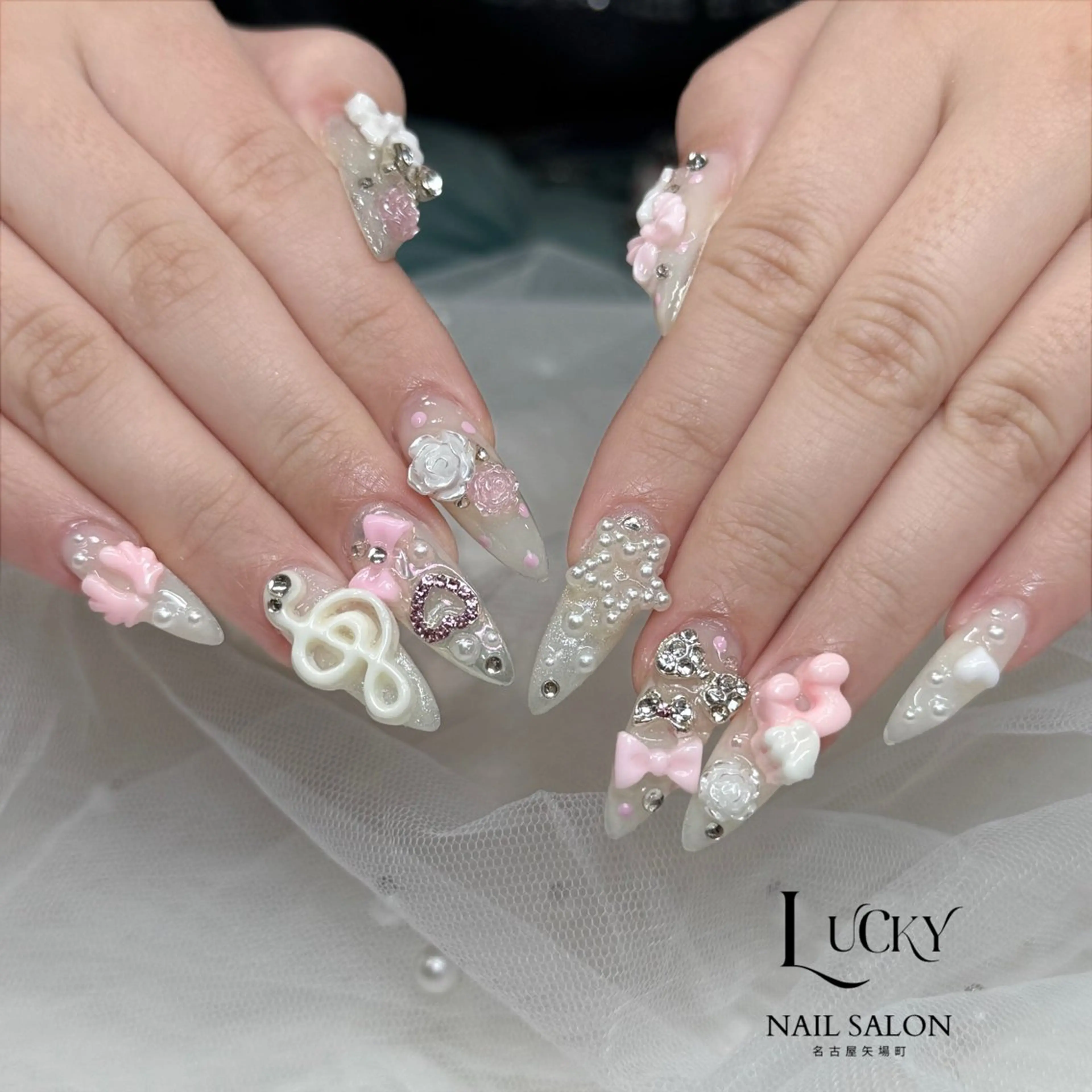 ネイル アートネイル ジェルネイル ロングネイル 持ち込み シンプルネイル ハンドネイル Lucky Nail Salon所属・Lucky Nail Salonのネイルデザイン