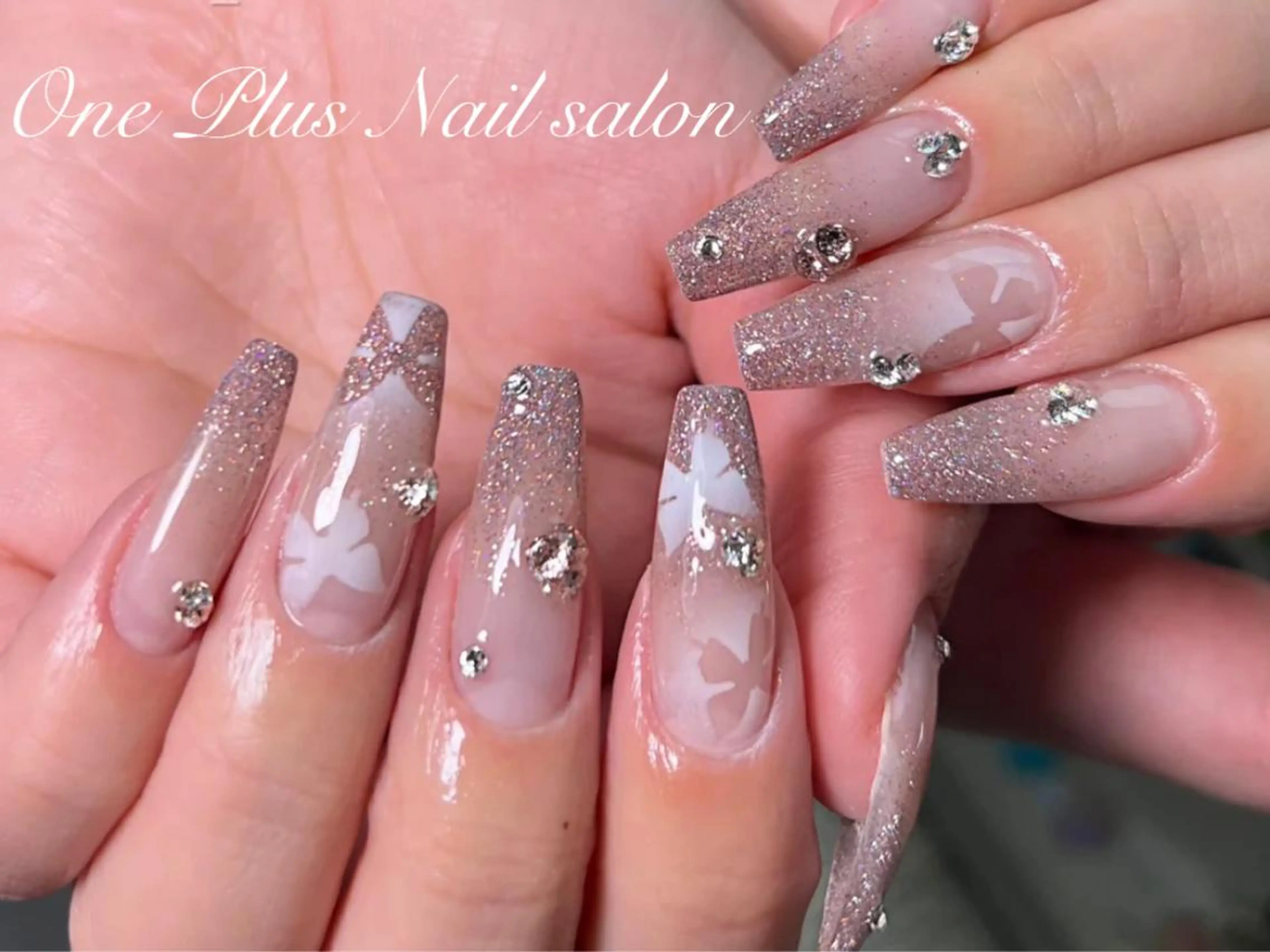 ネイル One Plus Nail Salonのネイルデザイン