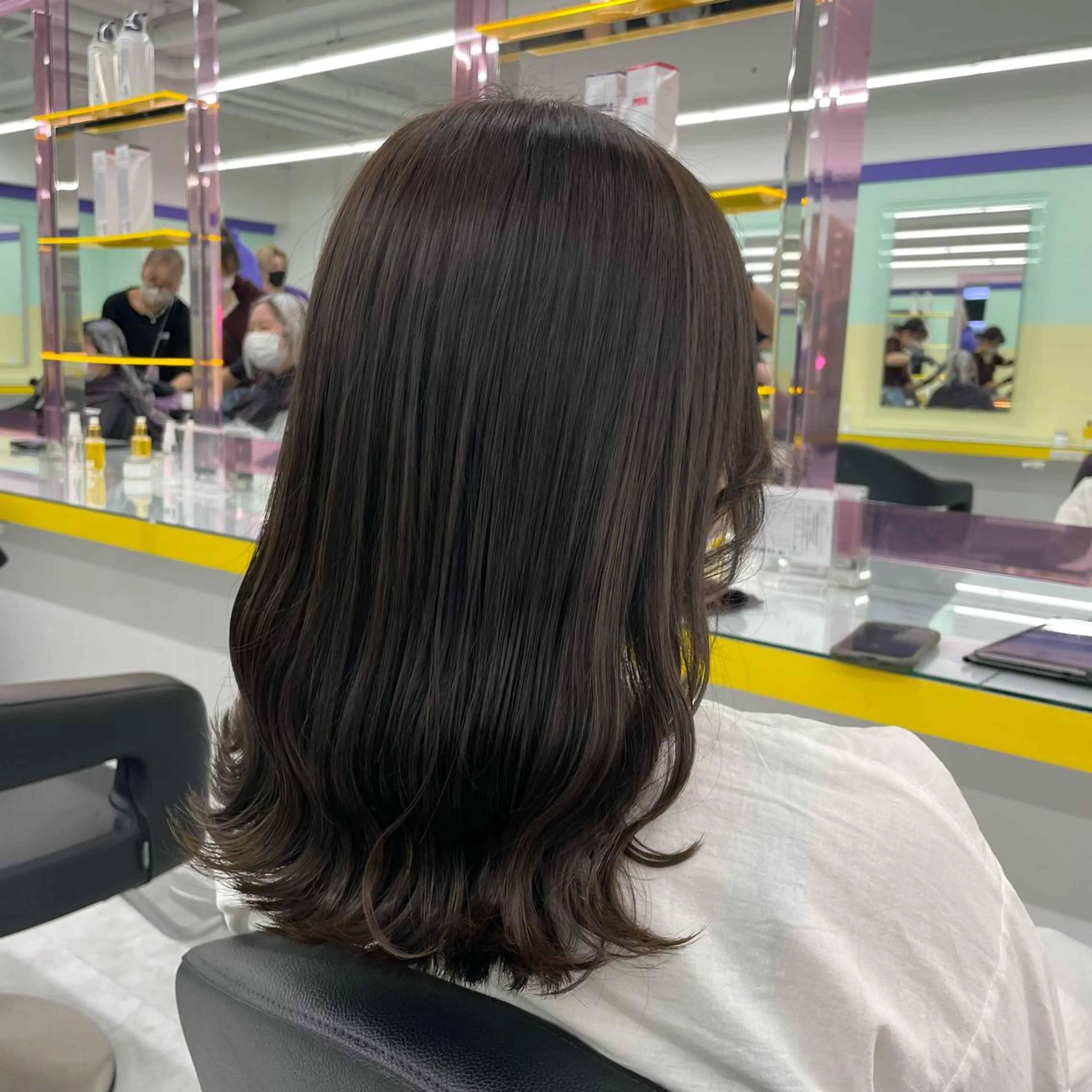 ミディアム カラー ヘアアレンジ カット ヘアカラー トリートメント ☁️縮毛矯正✖️ 透明感☁️りくのヘアスタイル