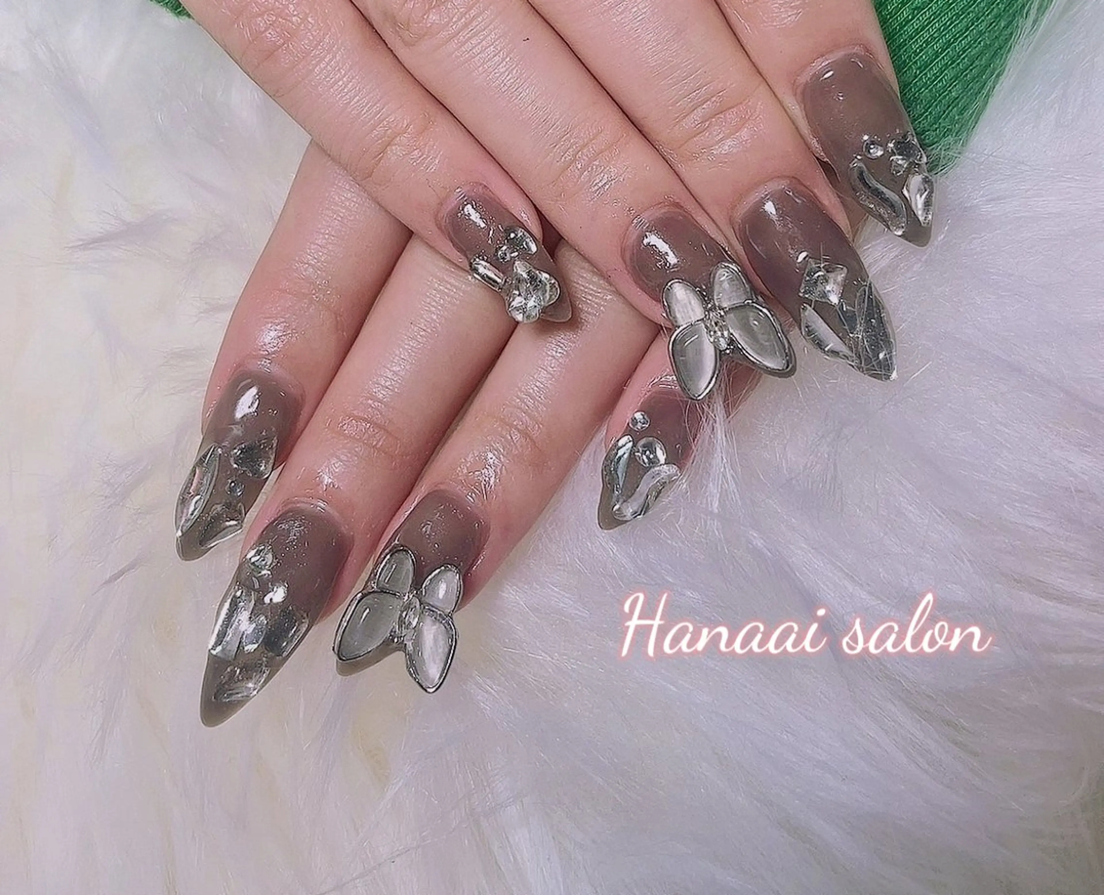 セミロング Hanaai Salon新宿店のネイルデザイン