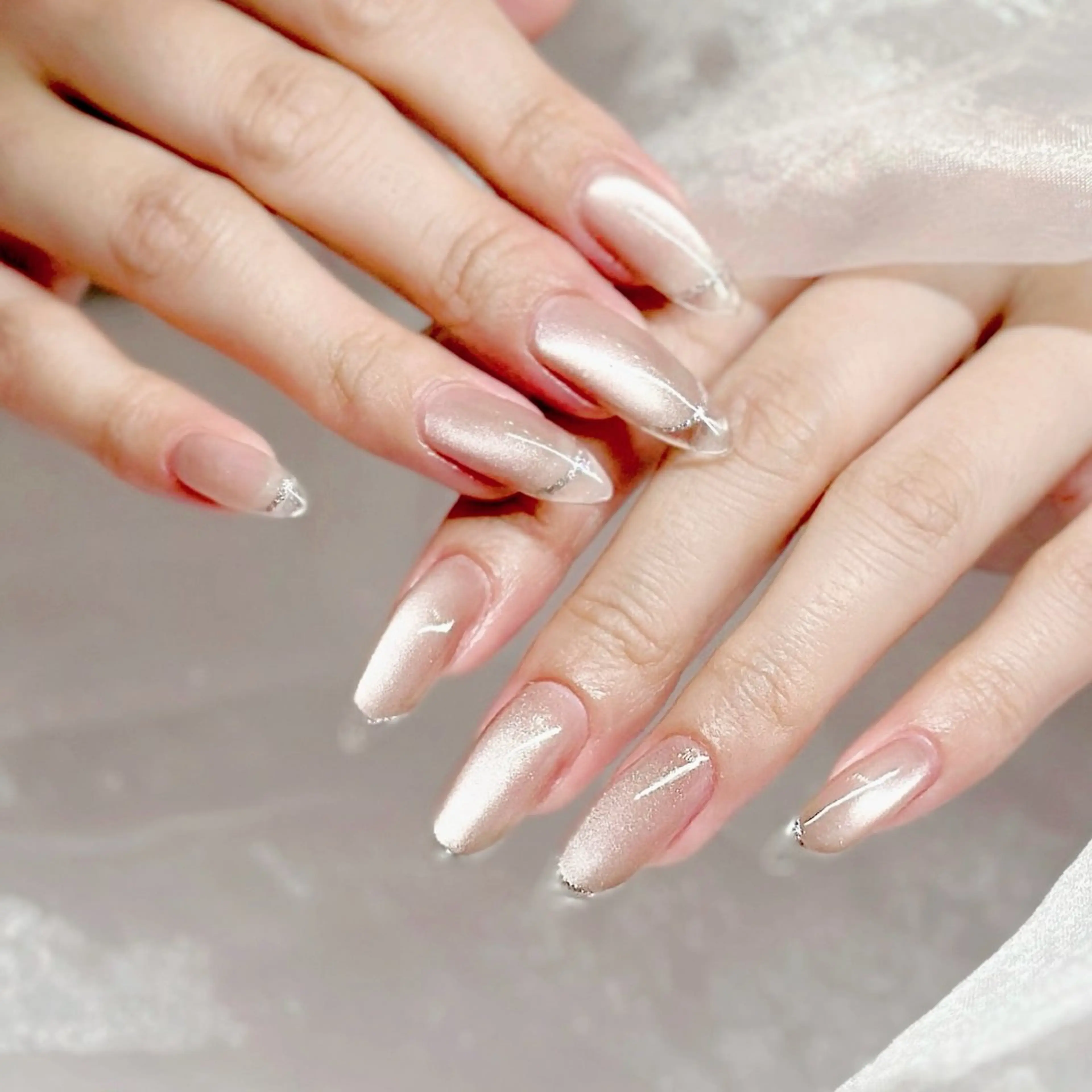 ▪️オフあり▪️長さだし人気No1🫧【ジェルオフ無料】40色から選べる🧸10本長さ出し➕マグネット💖orフラッシュの写真