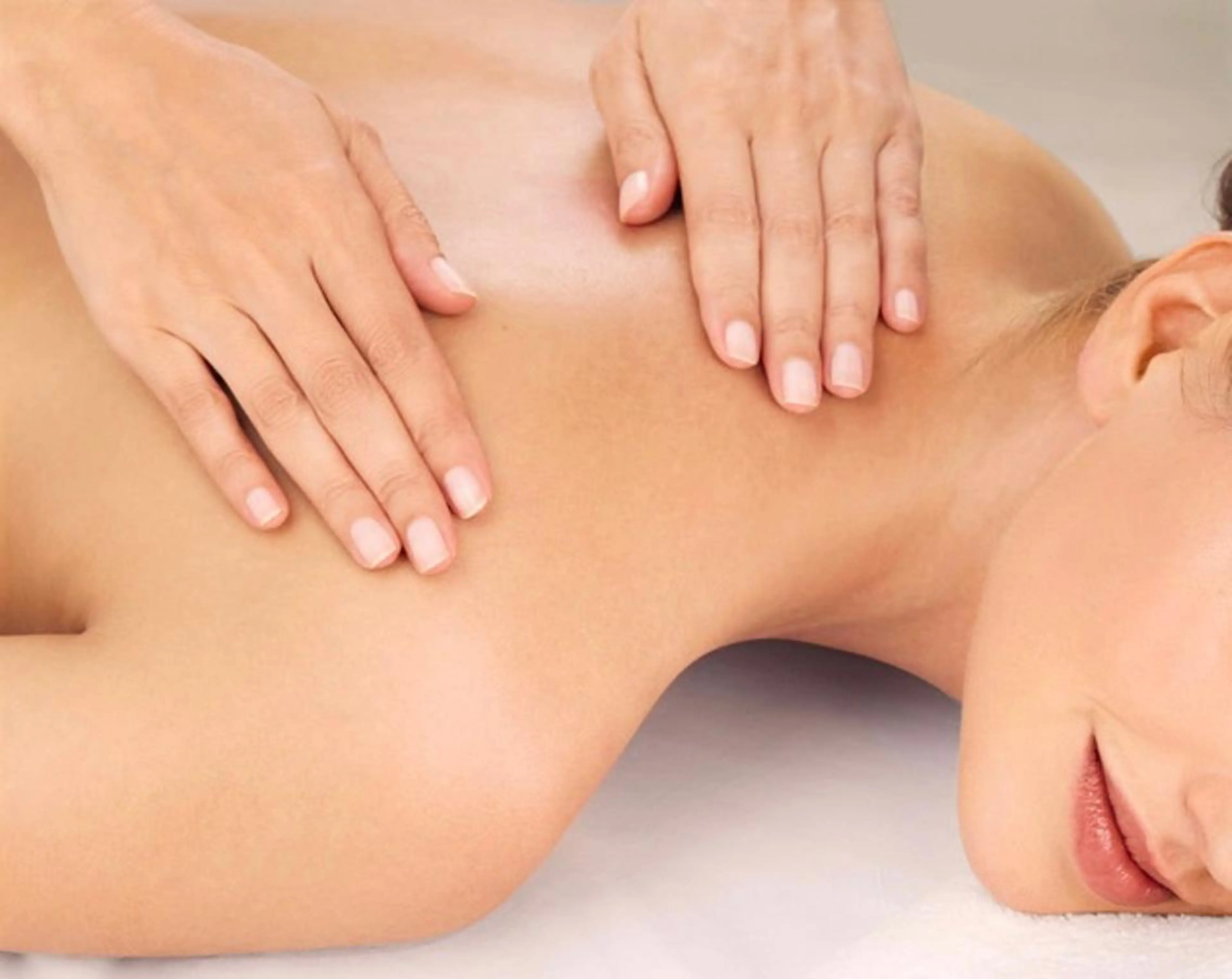 ボディスペシャルケア全身　60分の写真