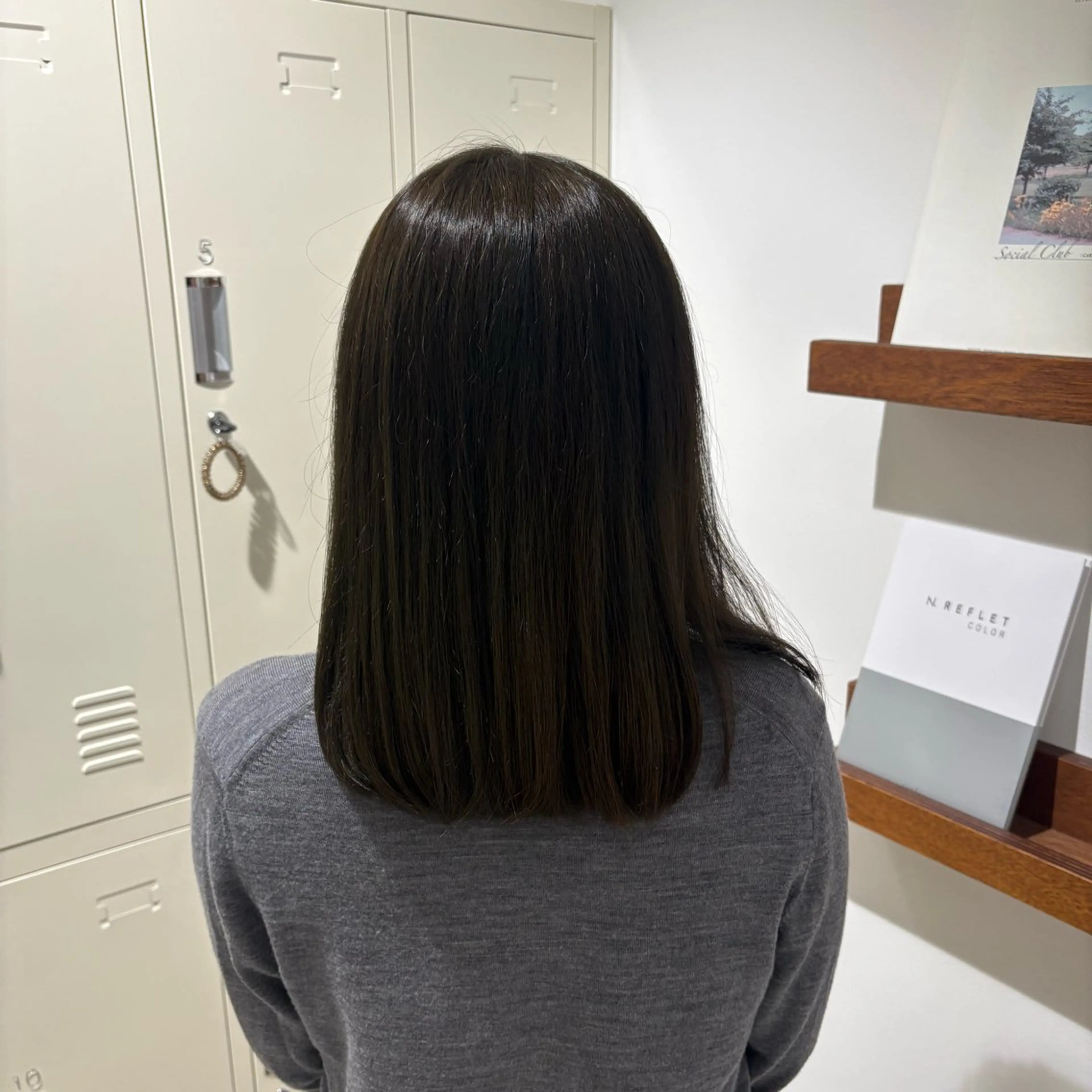 カラー 藤波 愛佳のヘアスタイル