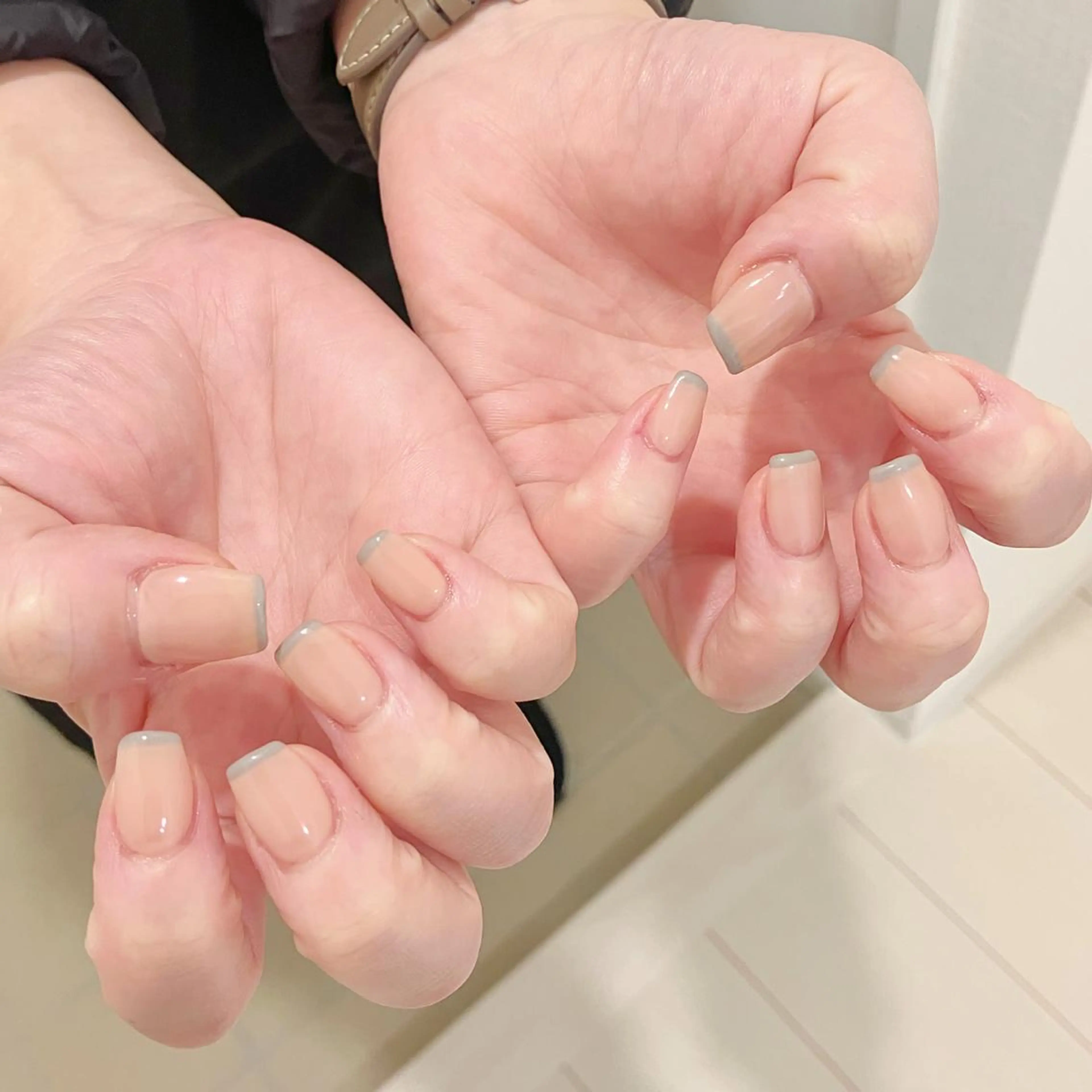 ネイル オーロラネイル フラッシュネイル ジェルネイル 氷ネイル・うるうるネイル キラキラネイル Amour baseのネイルデザイン