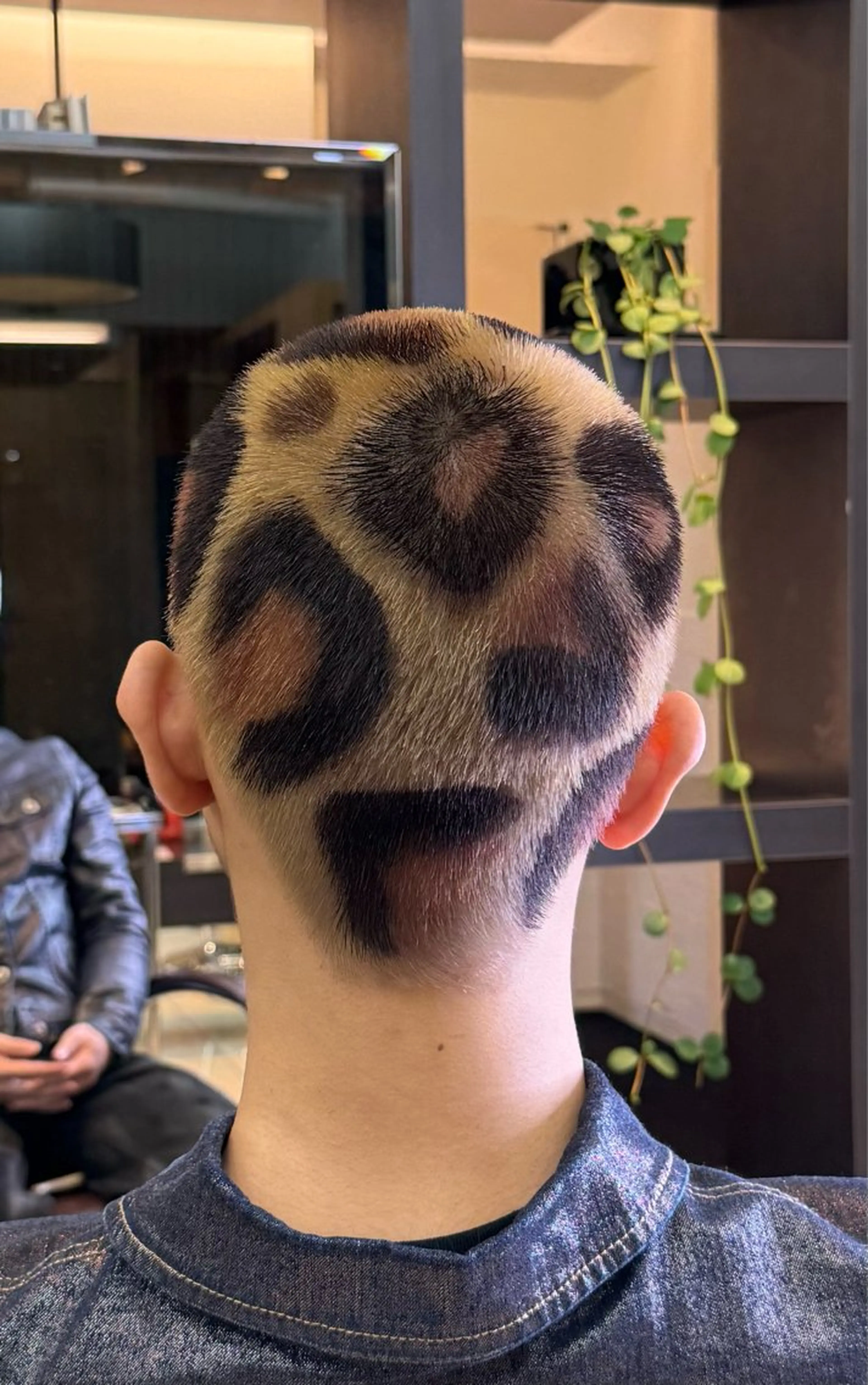 カラー メンズ kisa fata所属・海上 太郎のヘアスタイル