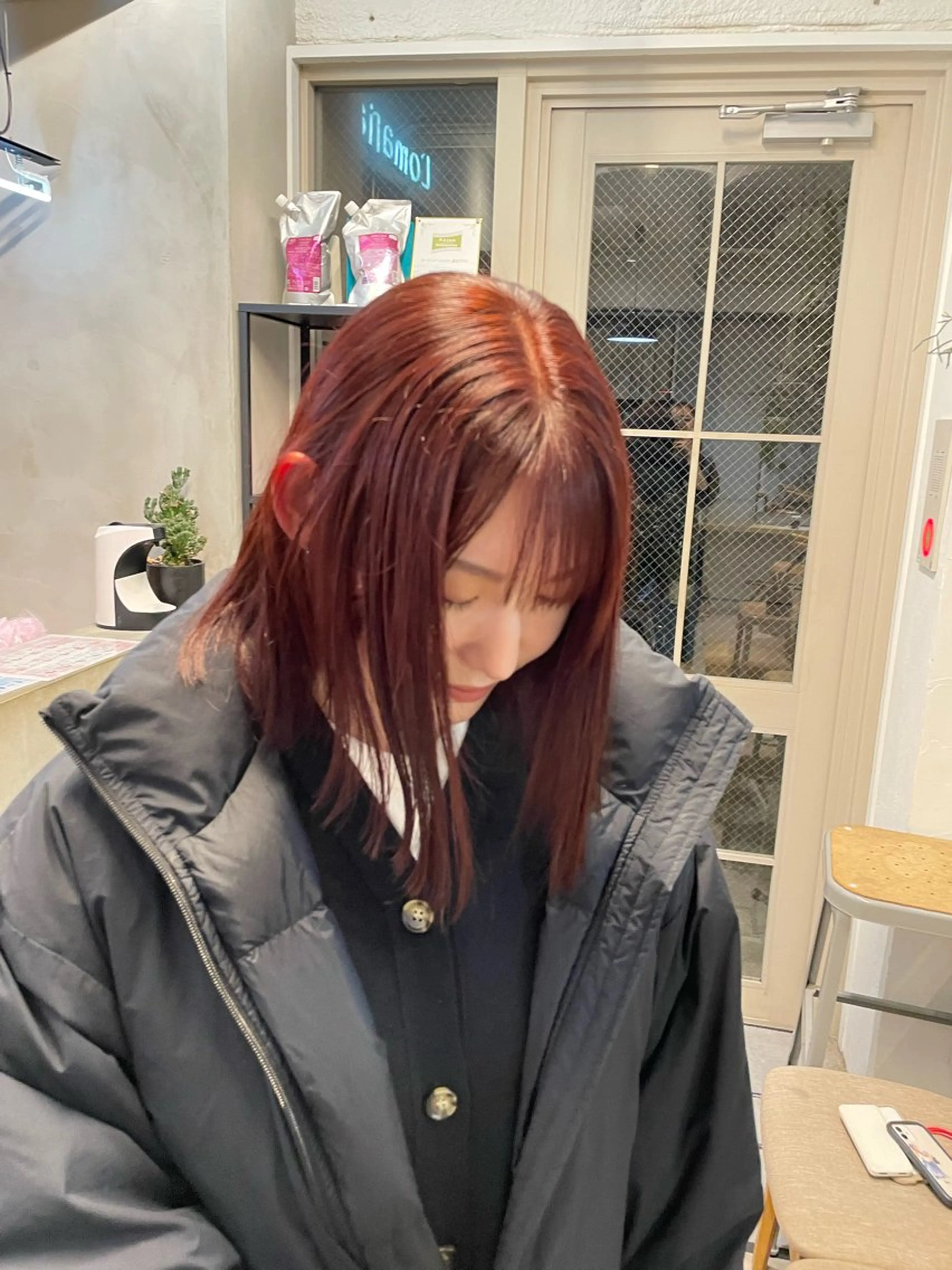 ミディアム カラー ブリーチ ブリーチなしカラー ヘアカラー トリートメント ミルクティー× グレージュMOMOのヘアスタイル