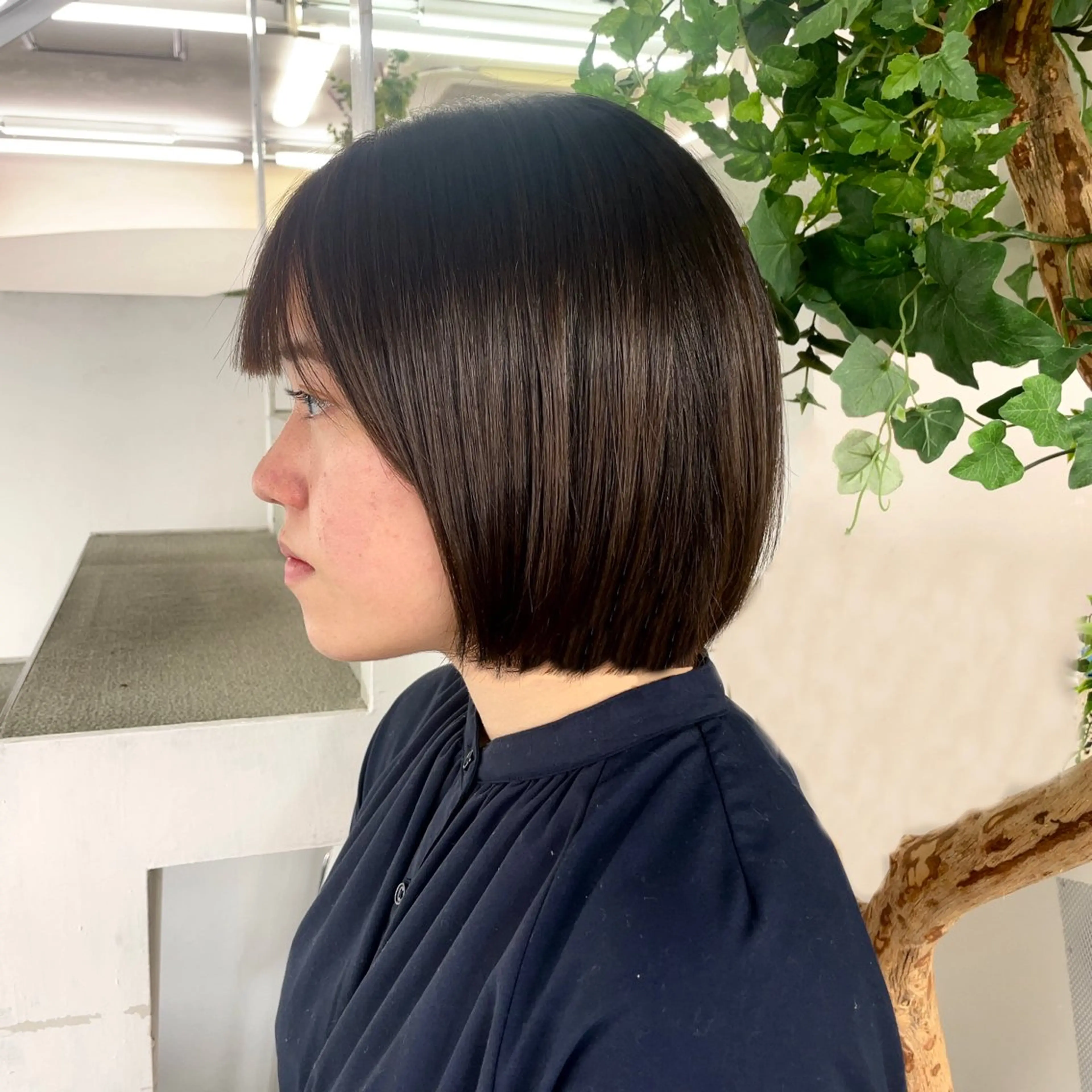 ショート カラー パーマ オリーブカラー ストレートパーマ カット 縮毛矯正 山田 里美のヘアスタイル
