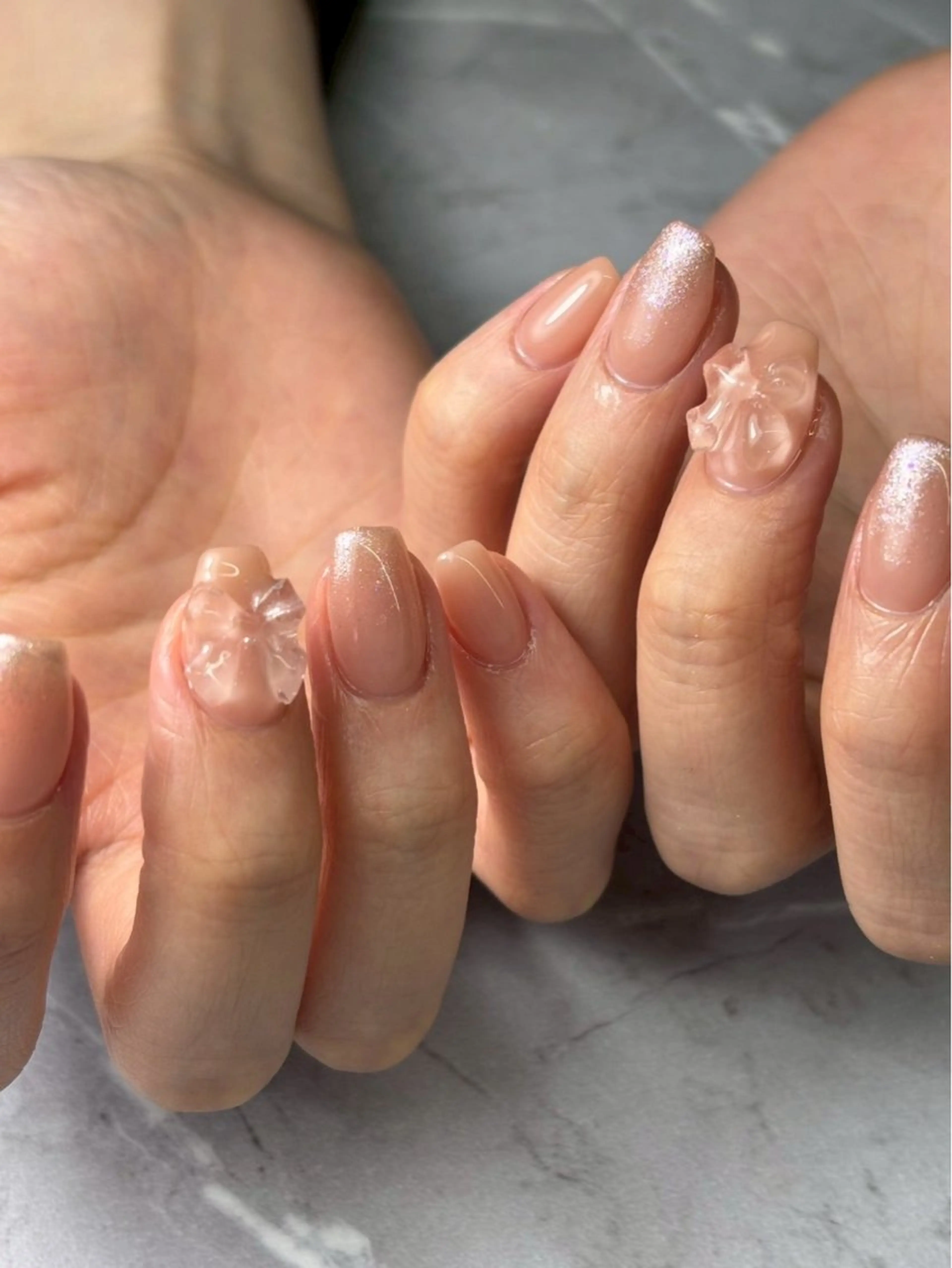 ネイル ハンドネイル tomomi .のネイルデザイン