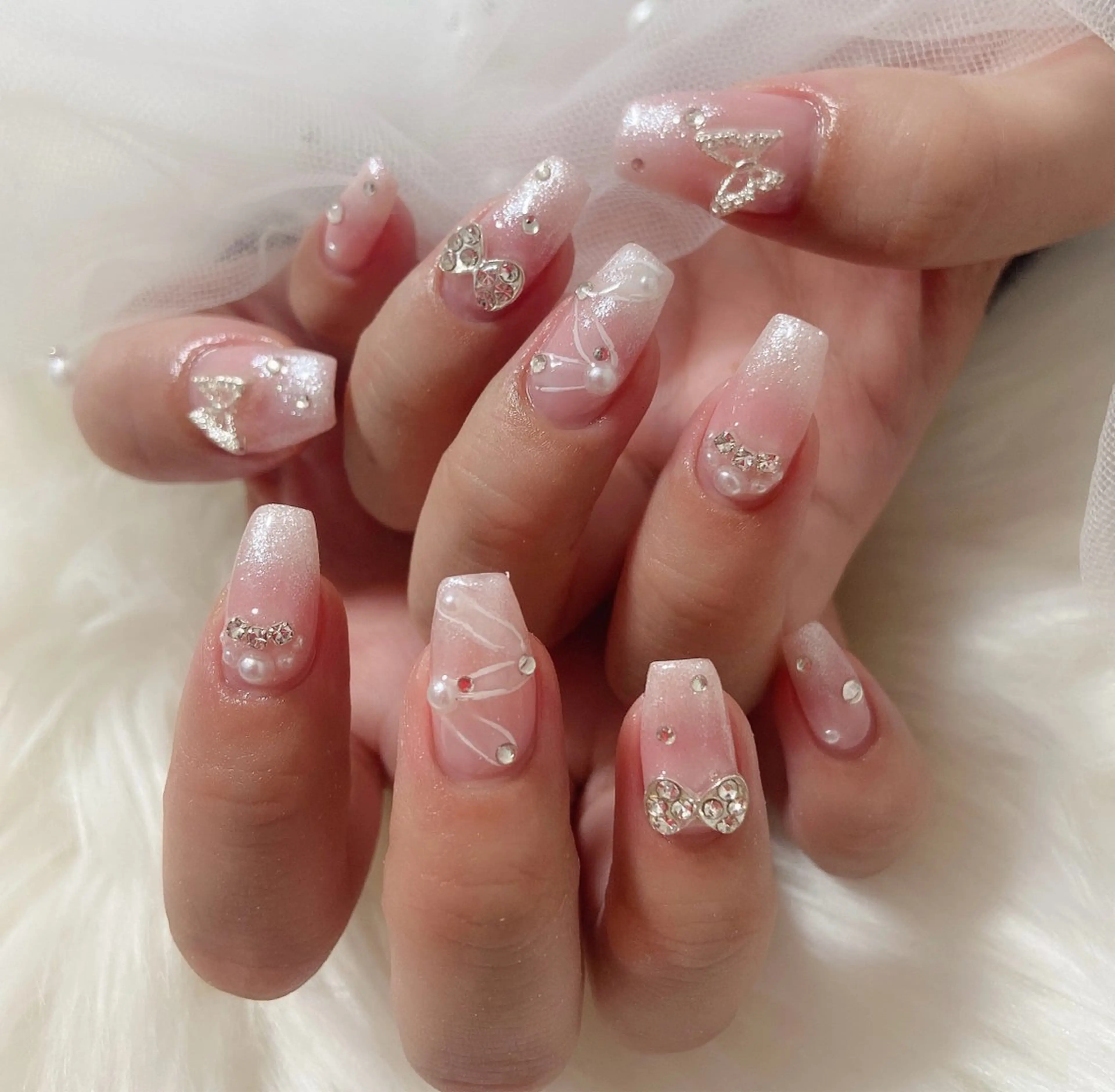 ネイル ハンドネイル ＆ME アンドミーのネイルデザイン