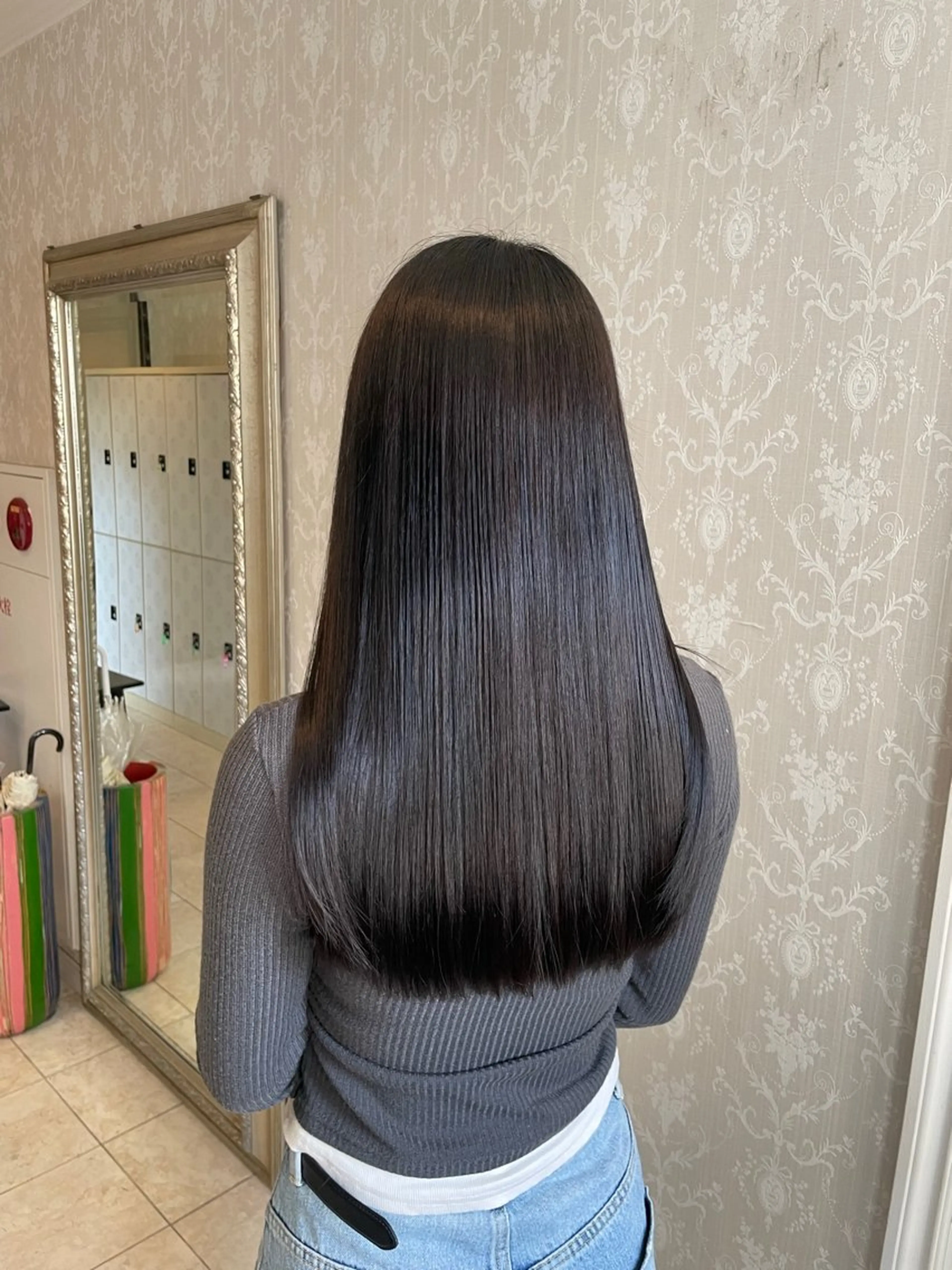 セミロング カラー ベージュカラー ブリーチ ブラウンカラー カシス 透明感カラー カット ヘアカラー トリートメント hair  studio A.R.S所属・烏丸/艶髪/レイヤー /韓国風/廣瀬尚輝のヘアスタイル