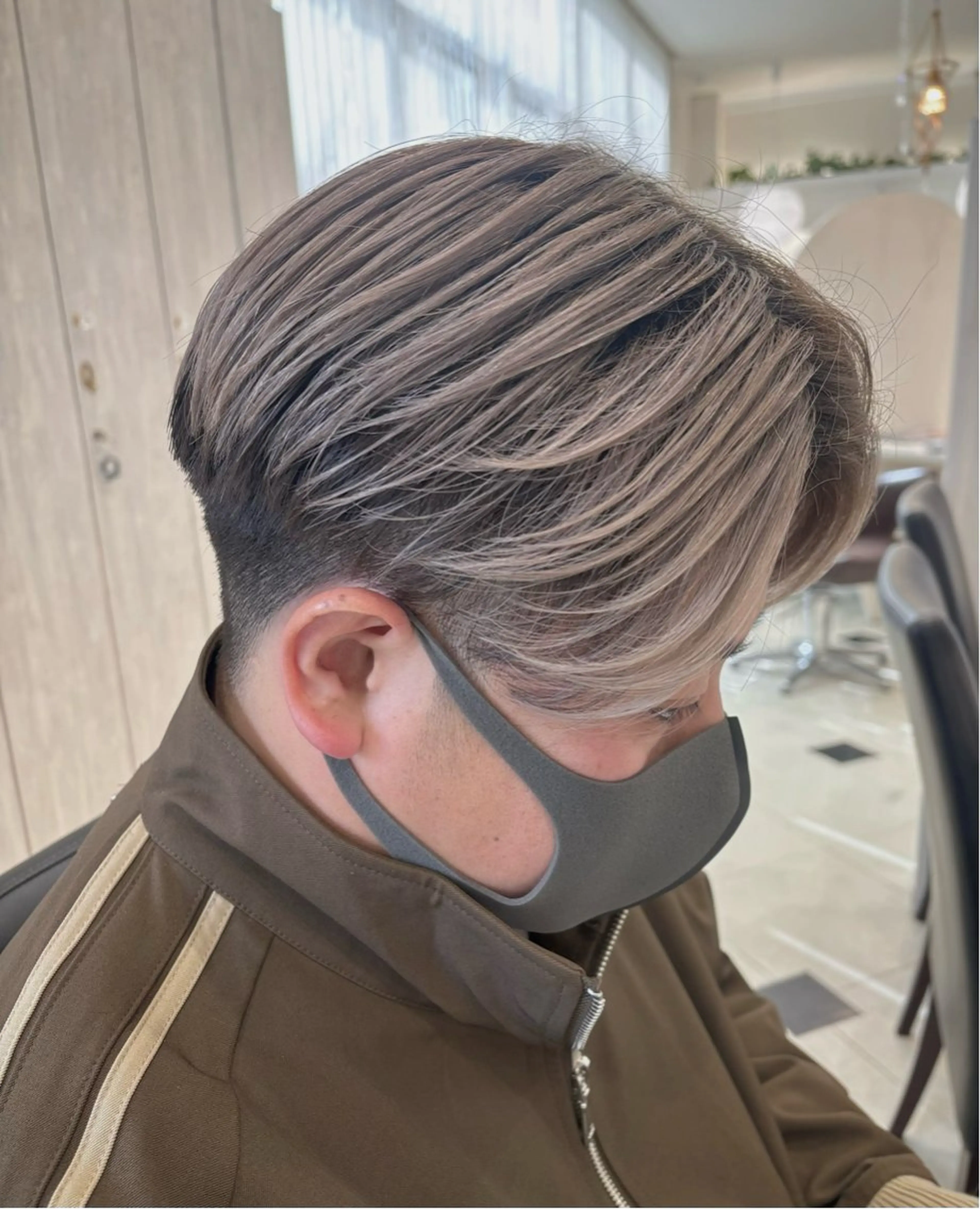 ショート カラー メンズ ブルーカラー ブルーバイオレット バイオレットカラー Queen's gate 昭和Palace所属・🩵 青木萌華 🩵 髪質改善・髪色改善のヘアスタイル