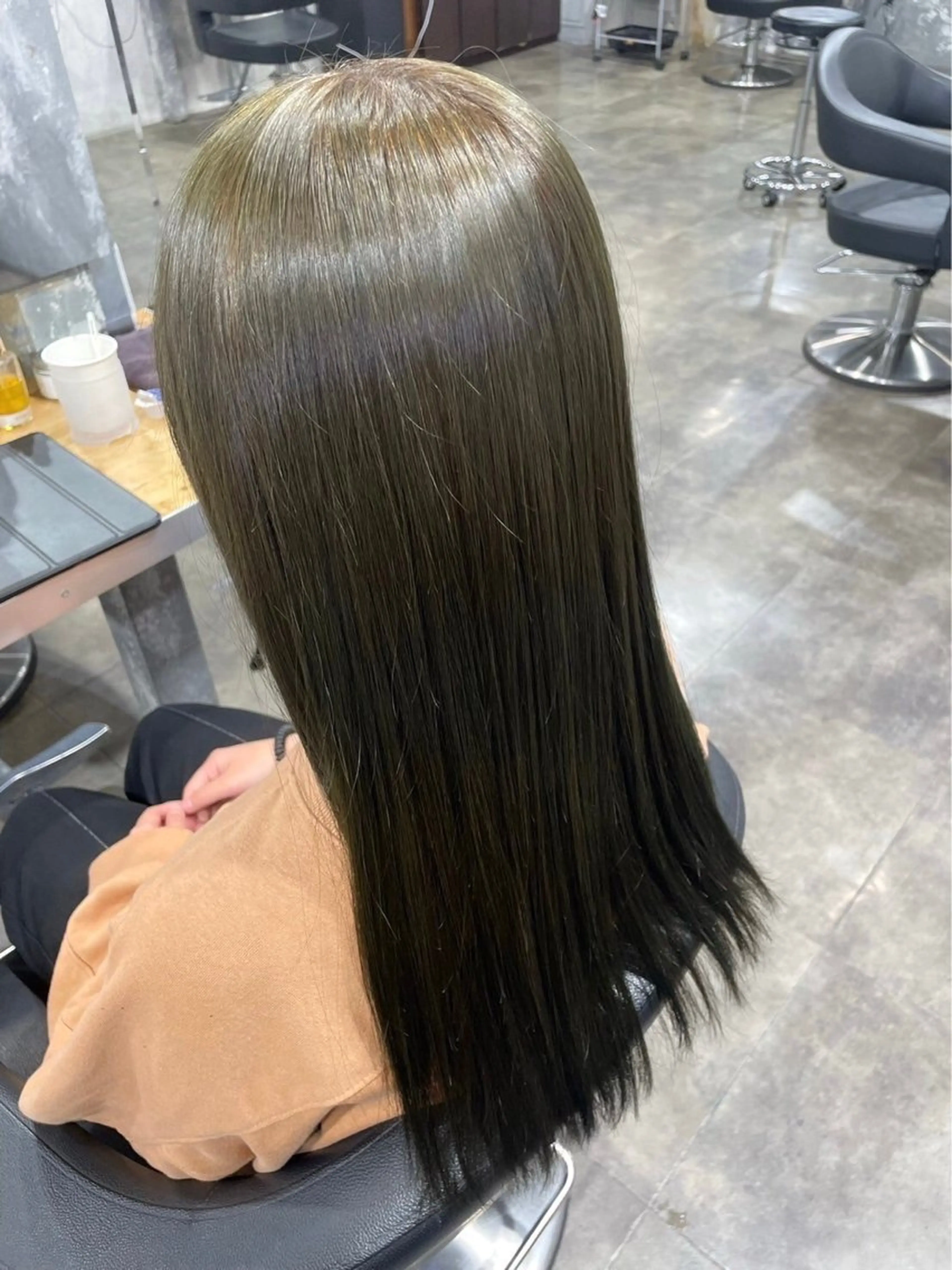 ロング ヘアカラー トリートメント ナチュラルベージュ 🧸yuuna🧋のヘアスタイル