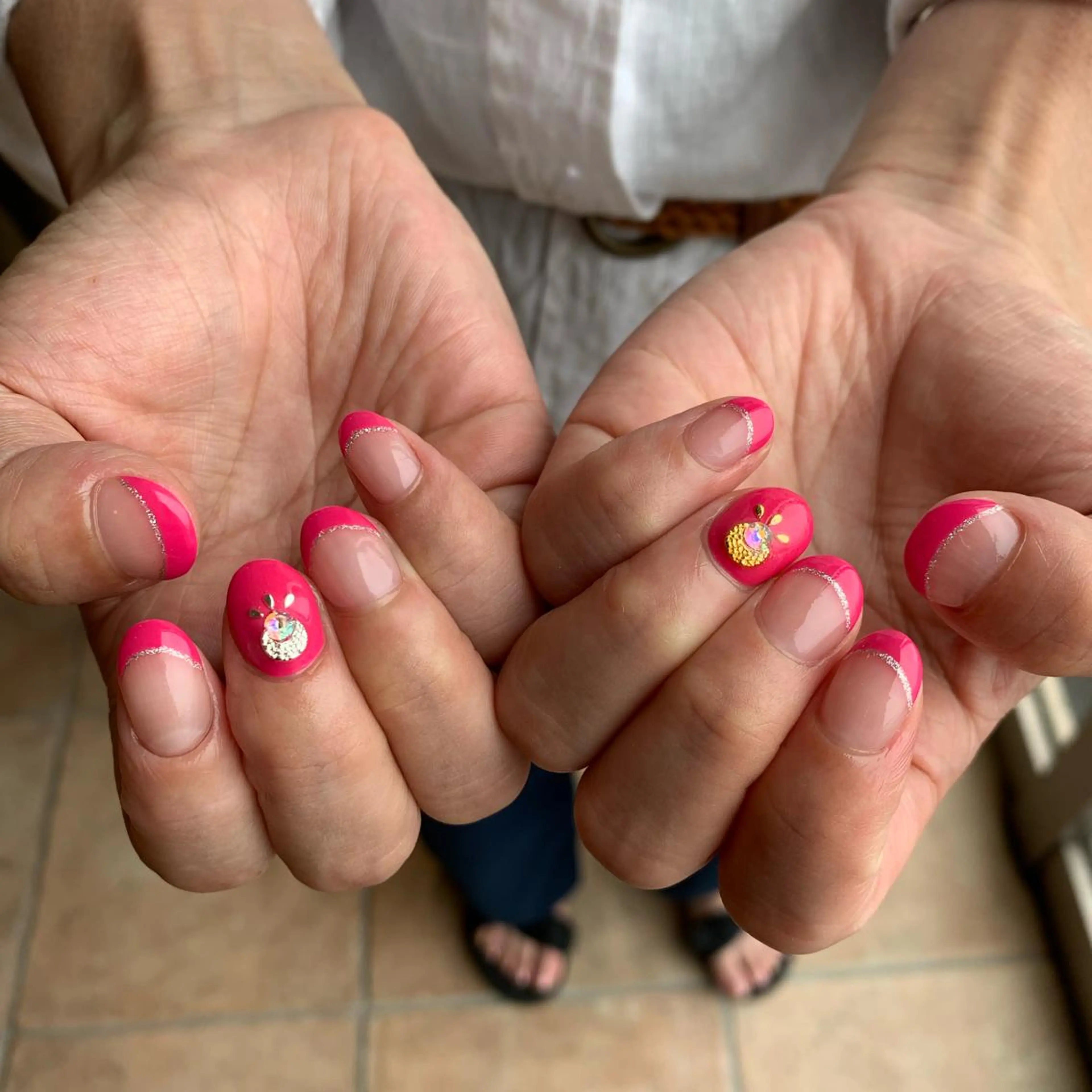 ネイル フレンチネイル ハンドネイル 佐藤 穂乃香のネイルデザイン