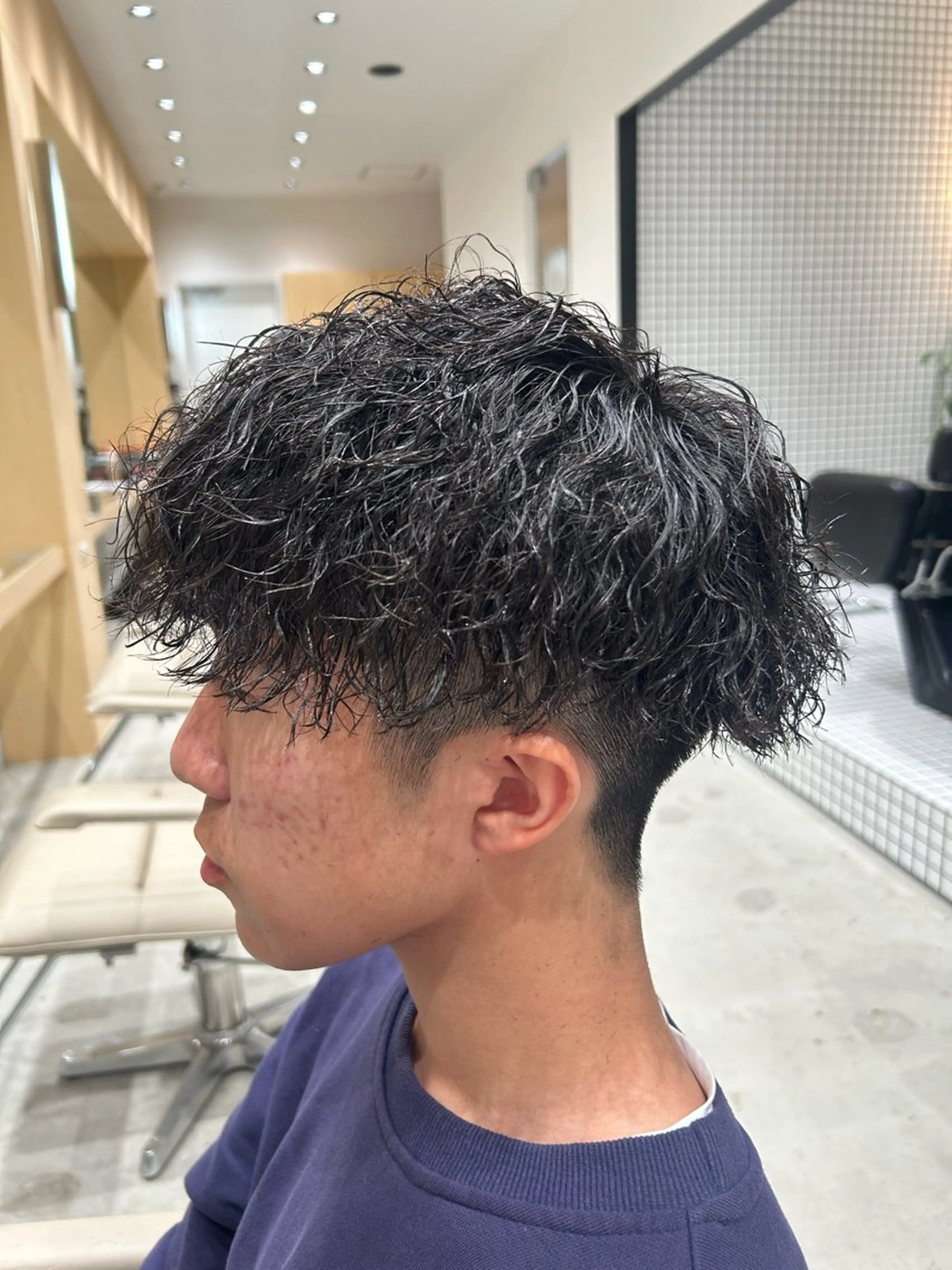 パーマ メンズ フェードカット メンズパーマ メンズツイストパーマ ツイストパーマ カット パーマ 🐲ツイスパ🐲 フェード/龍のヘアスタイル