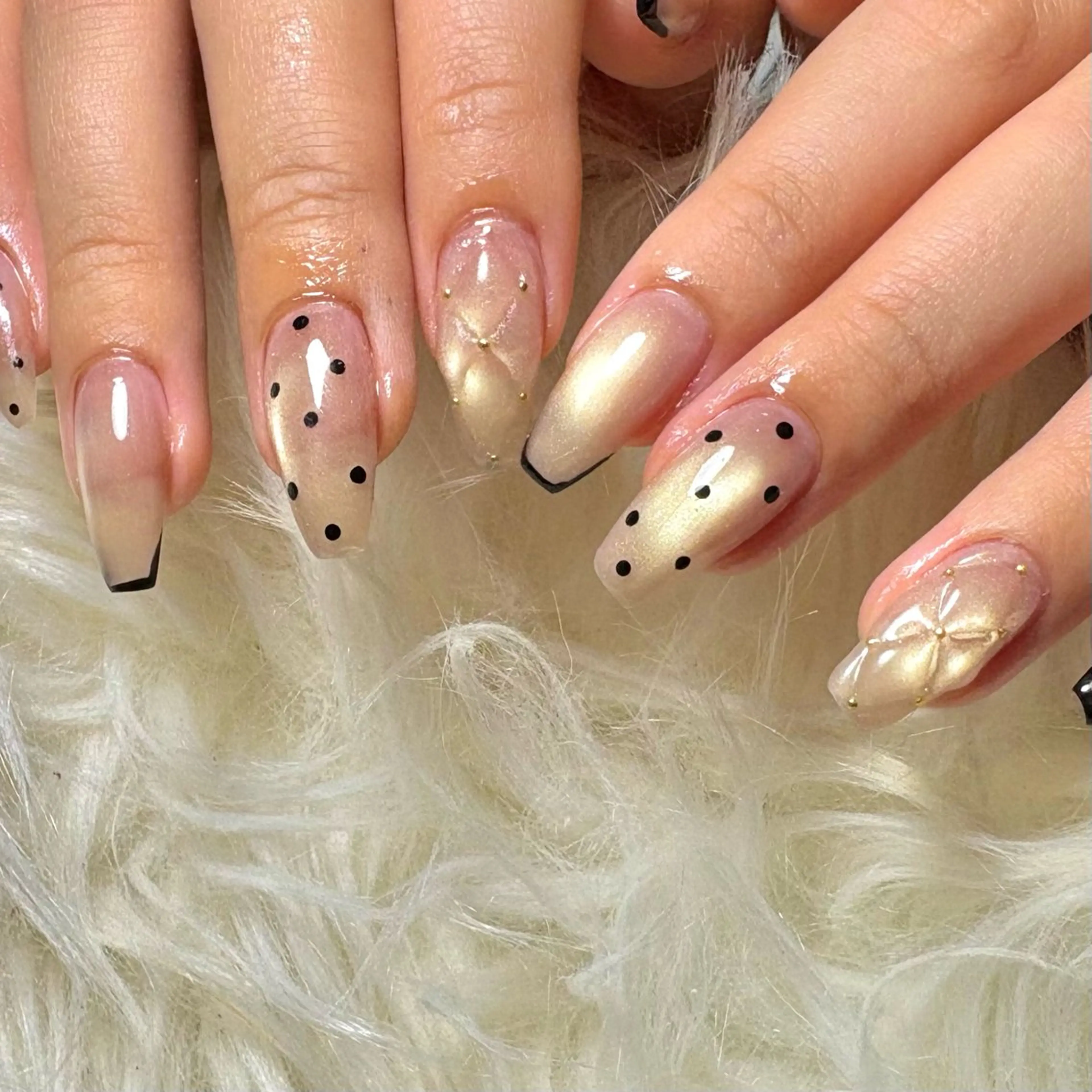 ネイル hohomi .のネイルデザイン