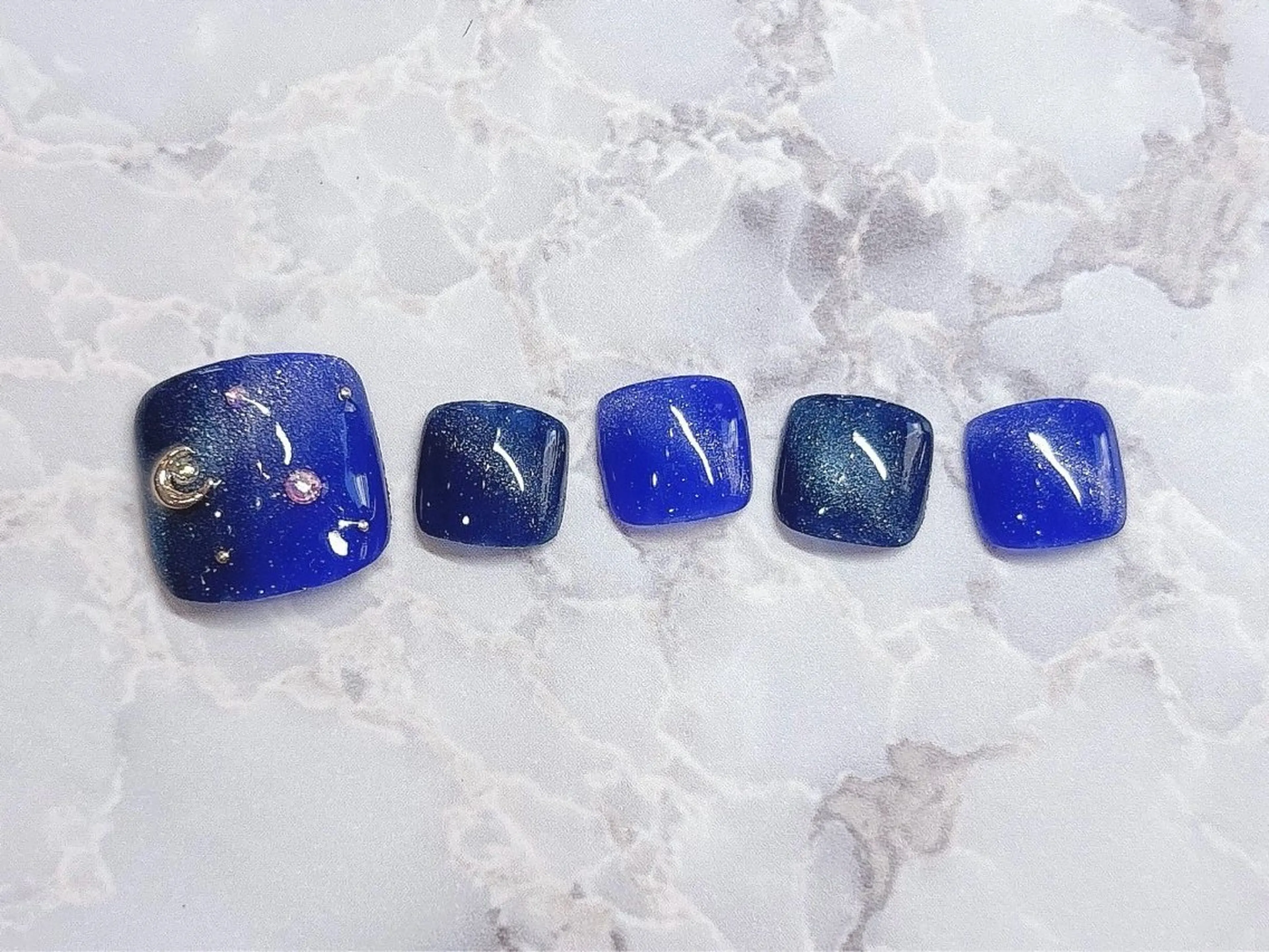 ネイル 岩﨑 香寿江のネイルデザイン