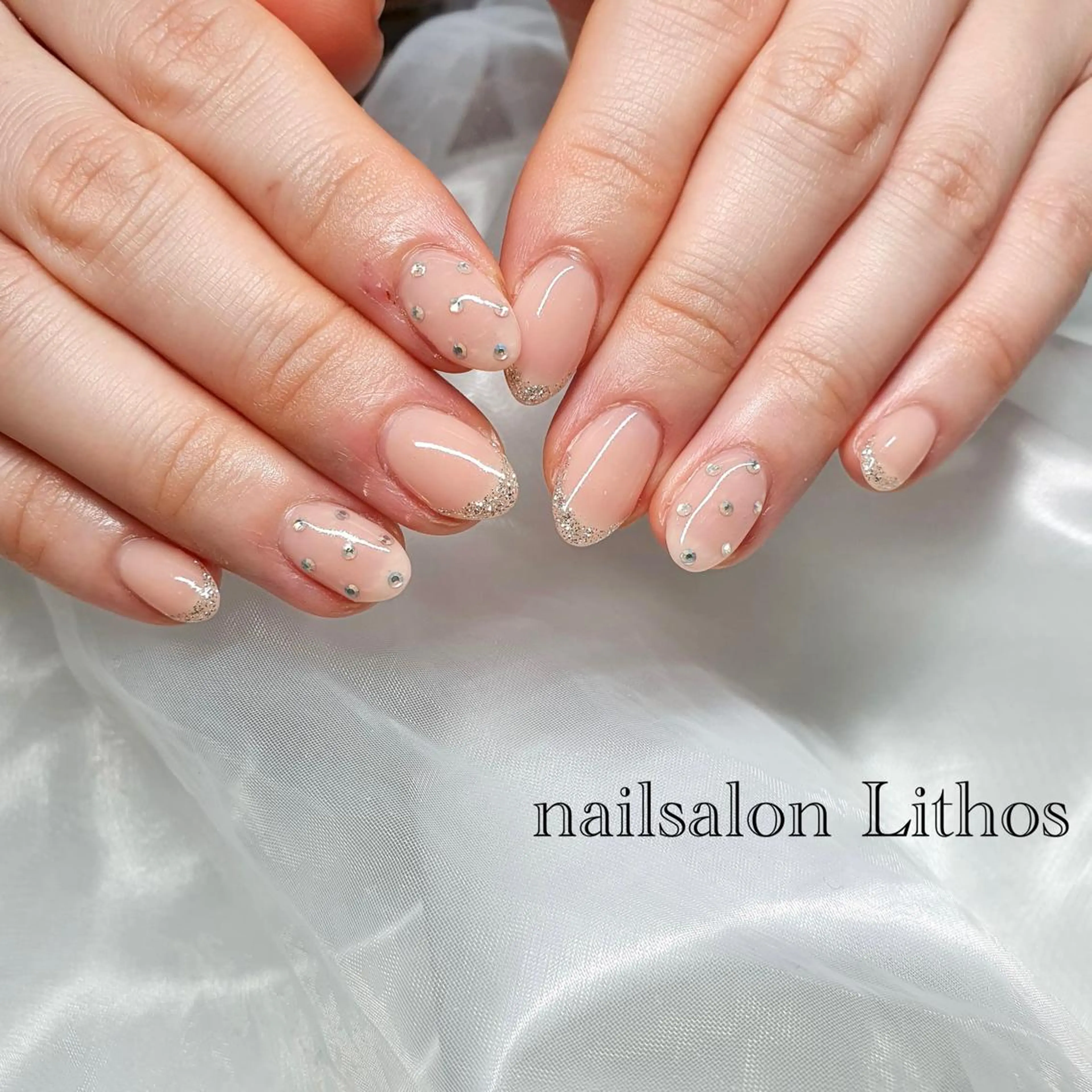 ネイル ラメ(グリッター) ハンドネイル nailsalon Lithos所属・nailsalon Recontreのネイルデザイン