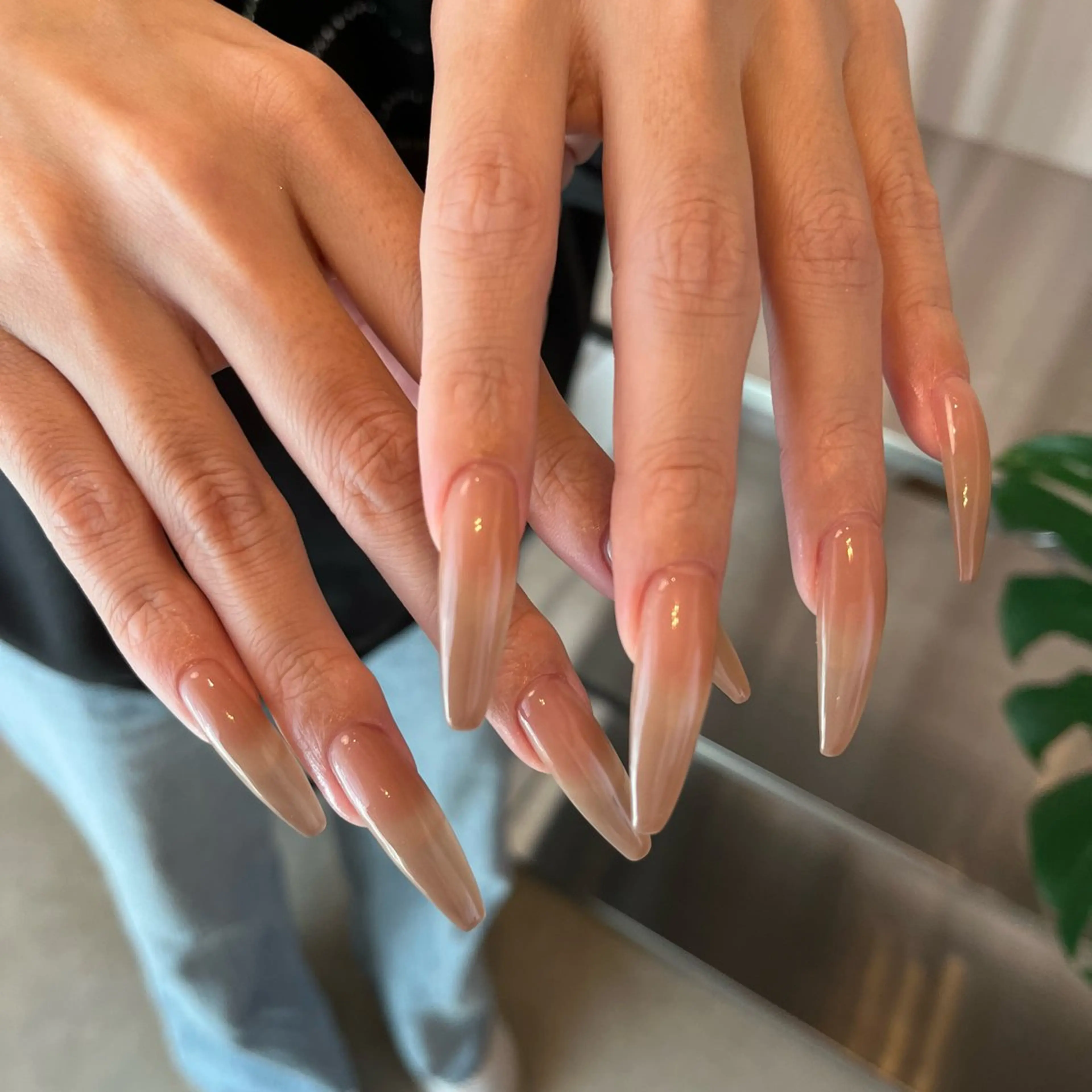 ネイル ハンドネイル aiu  ｱｲﾕｰ ちひろのネイルデザイン