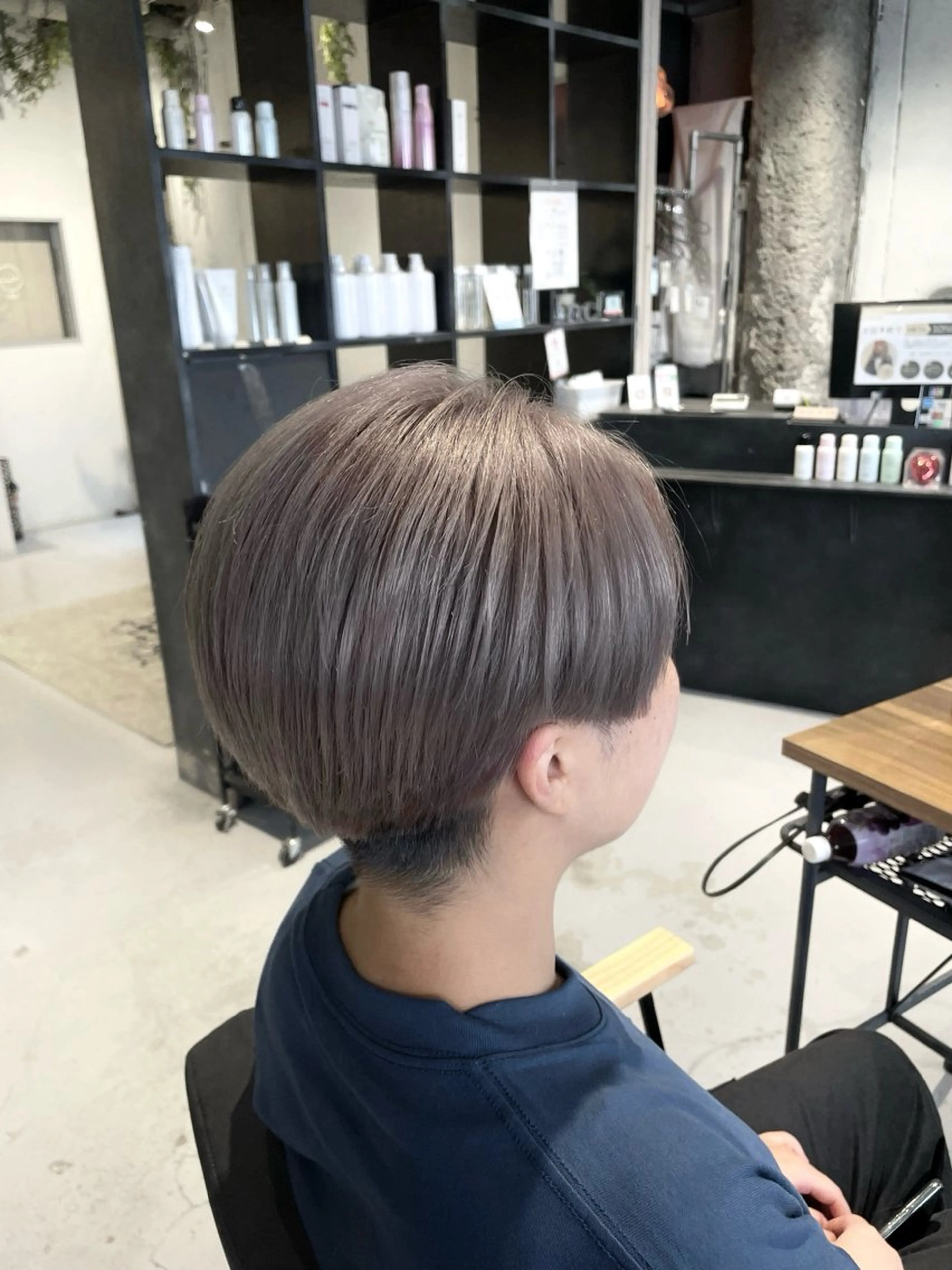 カラー ヘアカラー トリートメント メンズ/ハイトーン 【yoshiki】のヘアスタイル