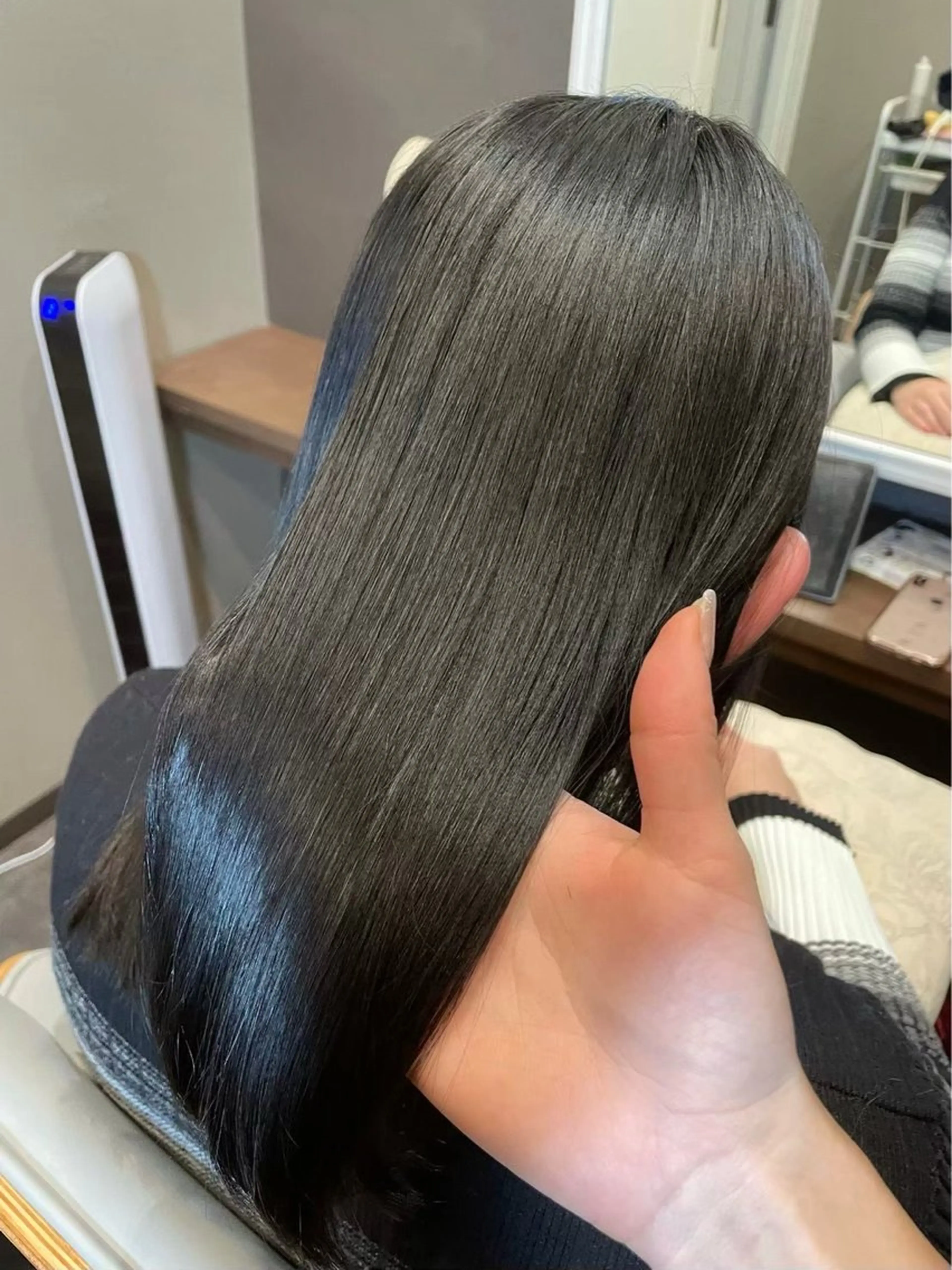 ロング カラー カット ヘアカラー concept   淡路店所属・柴田 桃佳のヘアスタイル